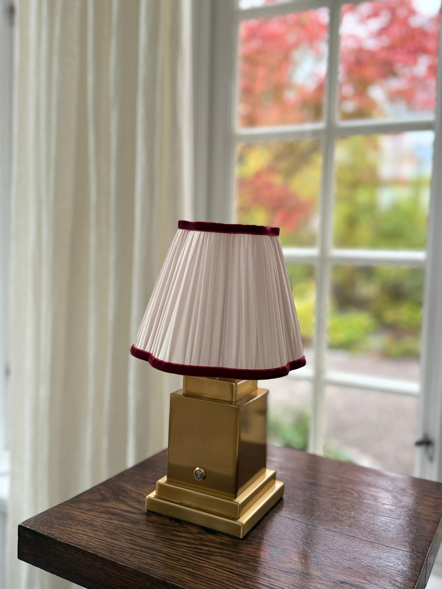 Lampshade Ivory With Burgundy Rim