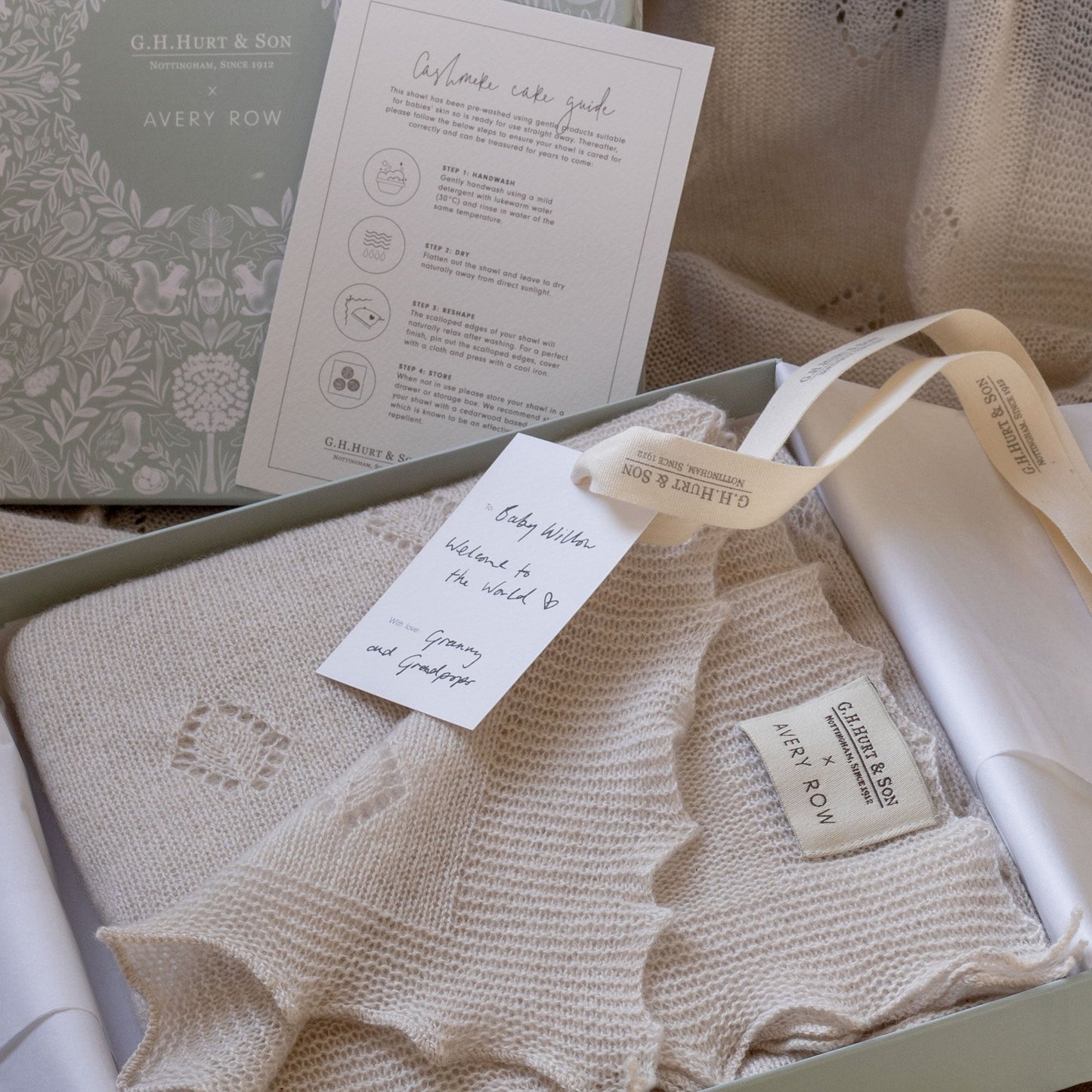 G.H.Hurt & Son X Avery Row Cashmere Shawl Gift Set