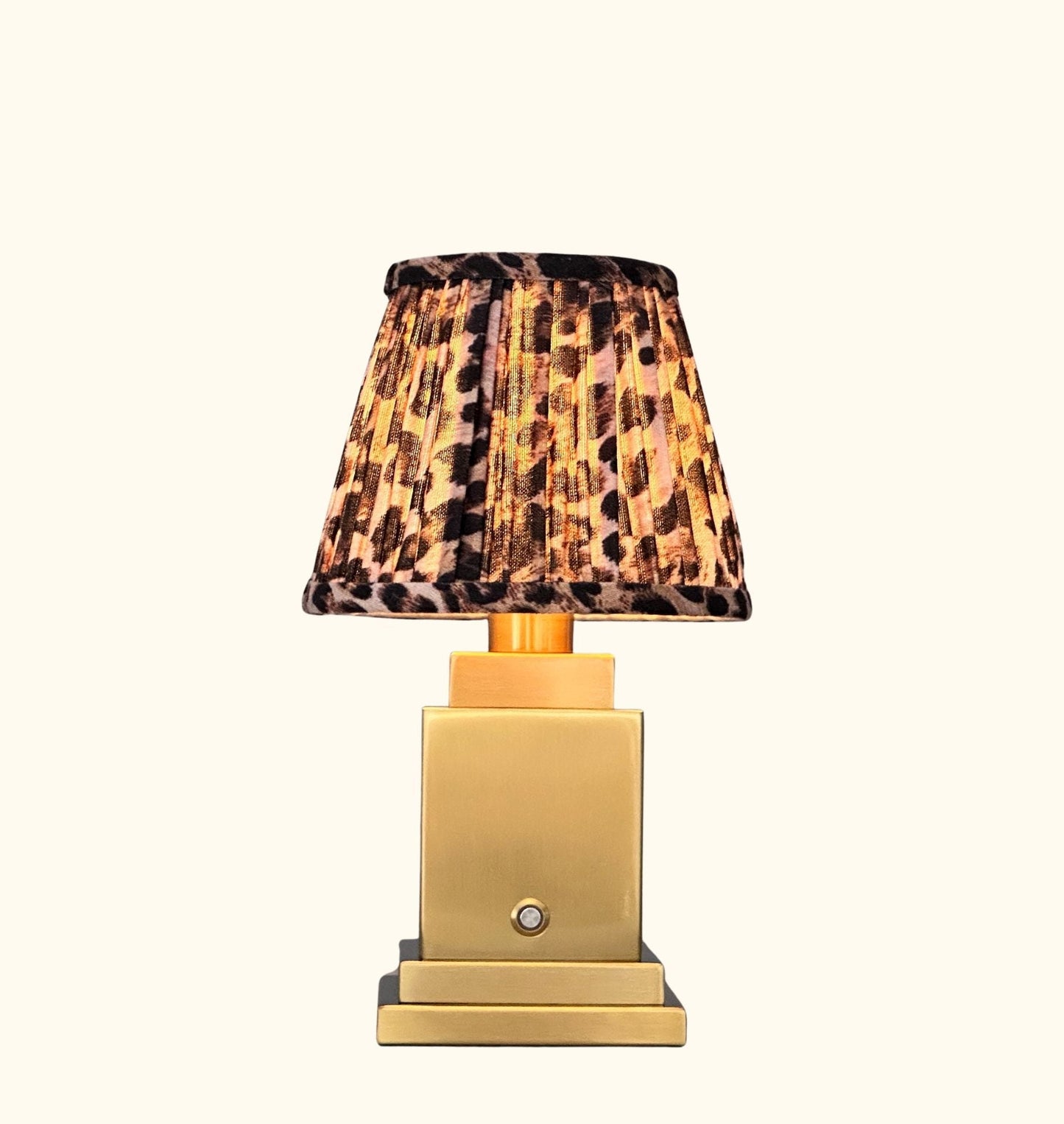 Molly Lamp Leopard