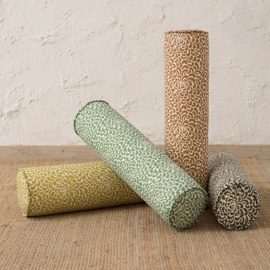 Sprong Apricot Roll Bolster