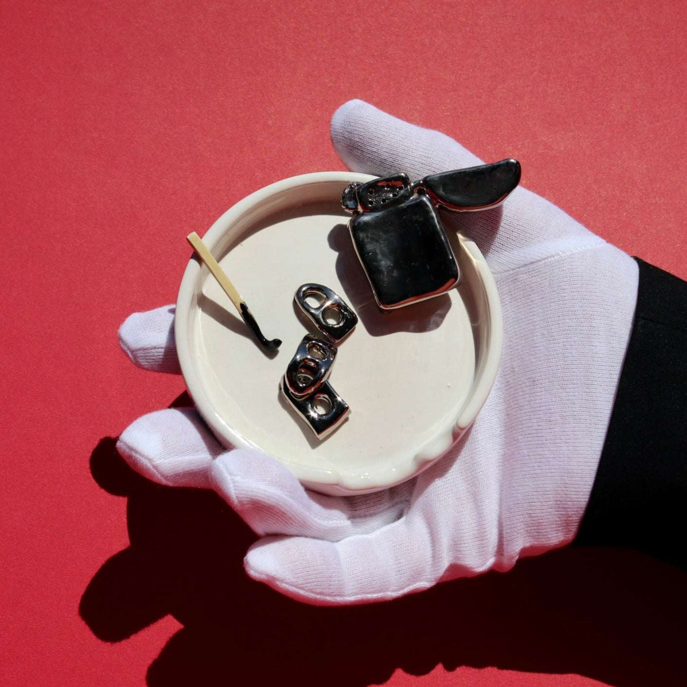 Flip or Strike Ashtray