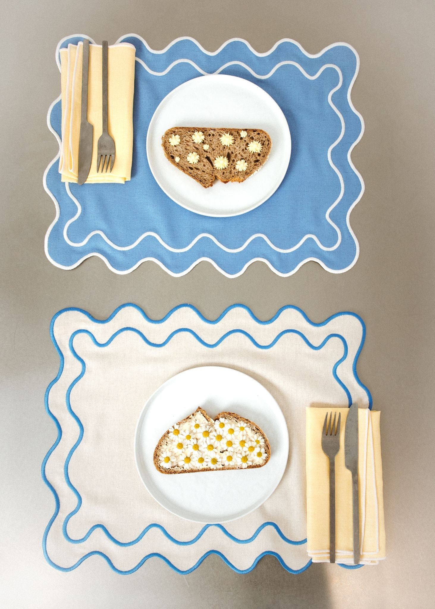 Wavy Placemats Blue/White - Set of 2