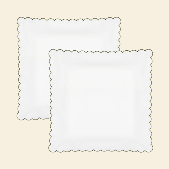 The Scalloped Pillowcases in White & Forest Green Cotton Percale (Set of 2)