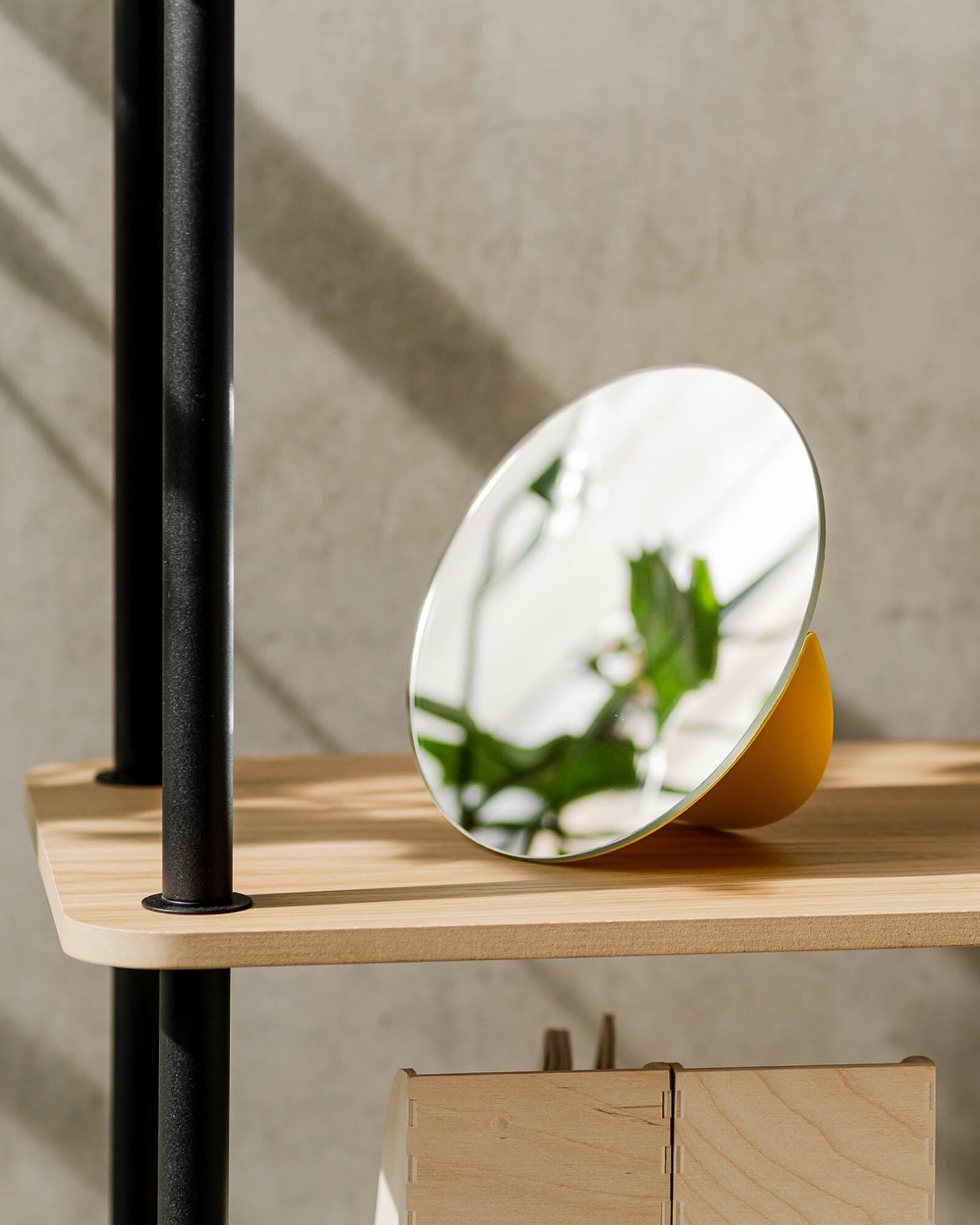 Tako Table Mirror