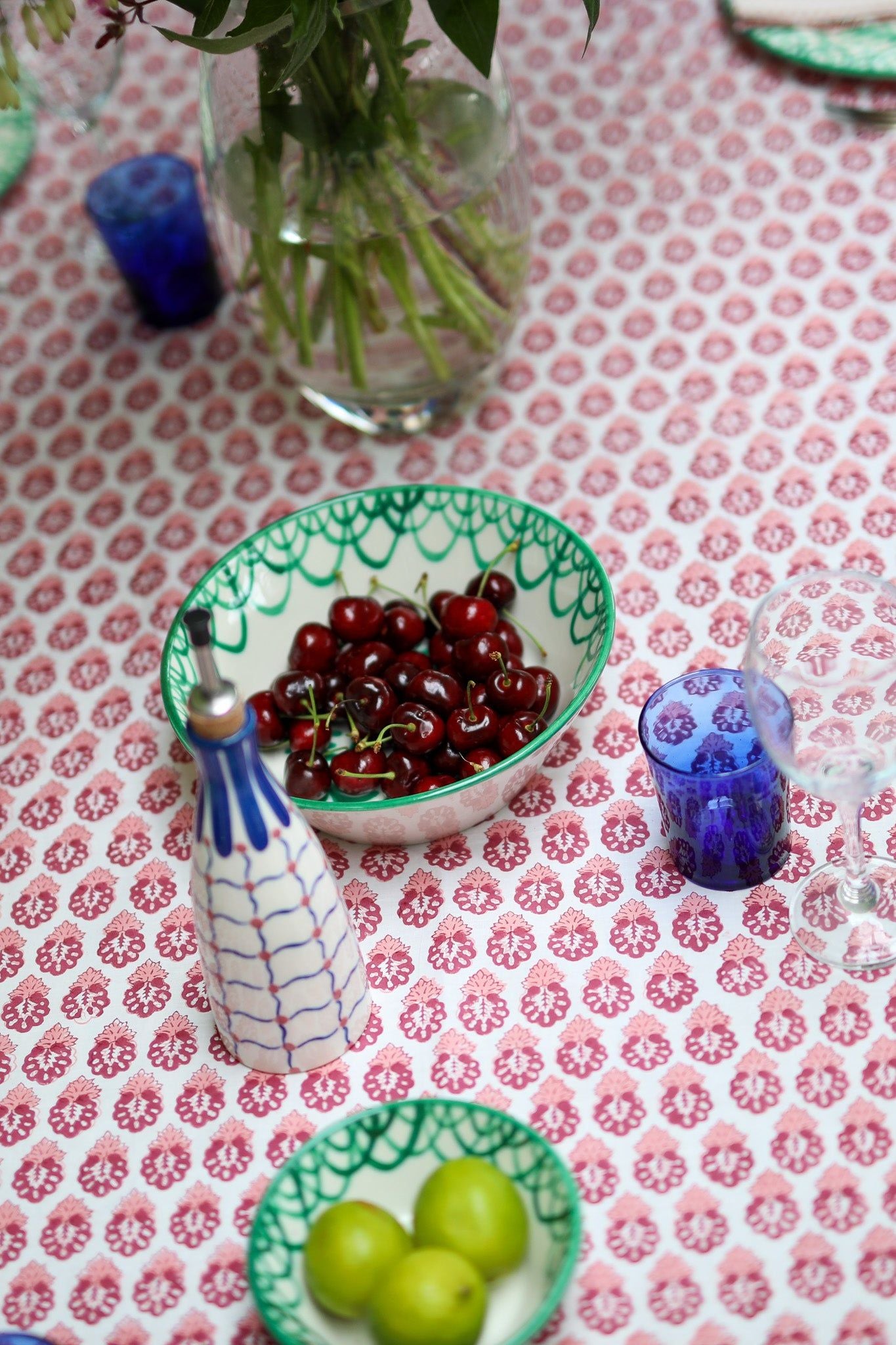 Nellie Tablecloth In Pink