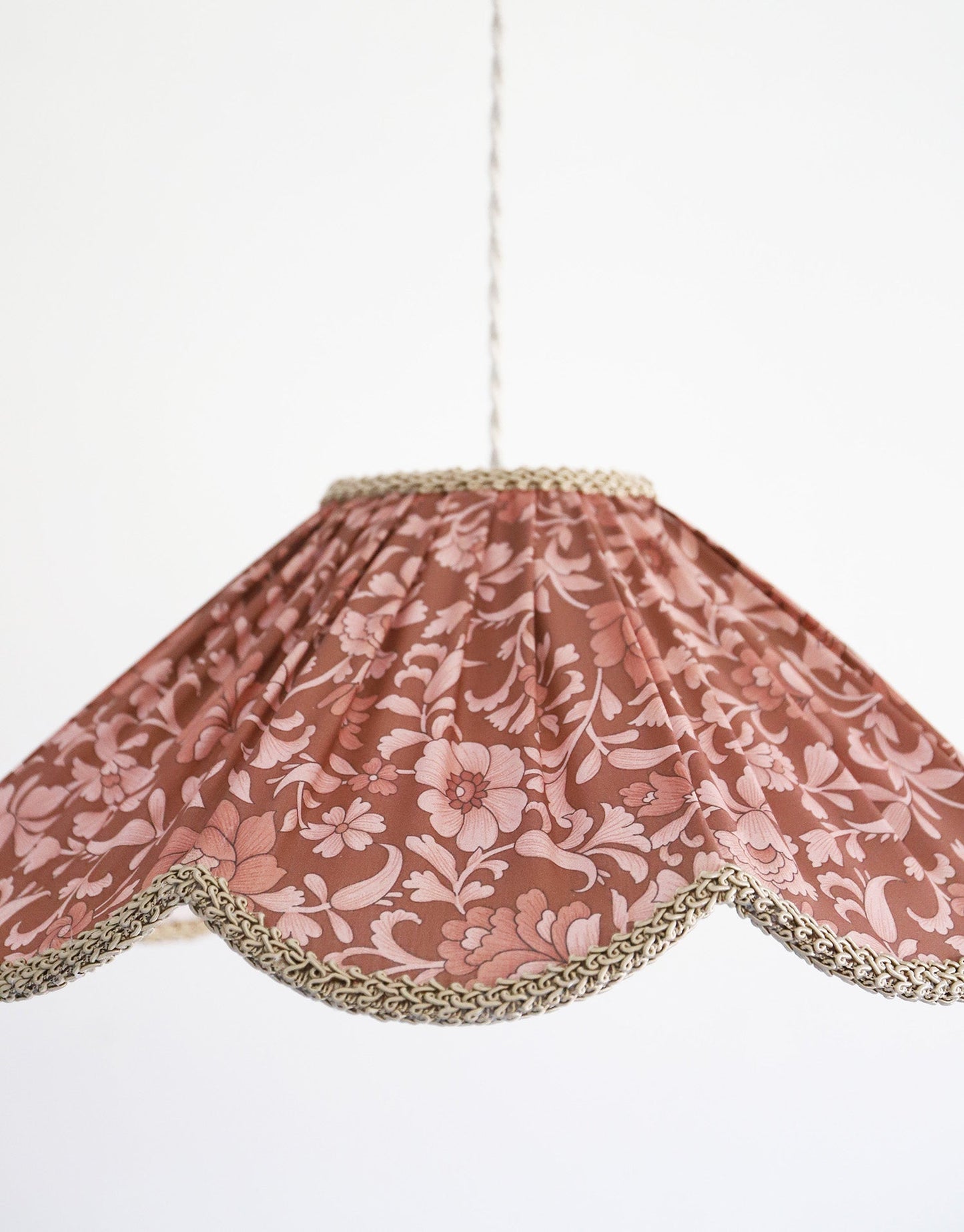 Françoise Floral-Shaped Pendant Light 'Auburn Flowers' Print