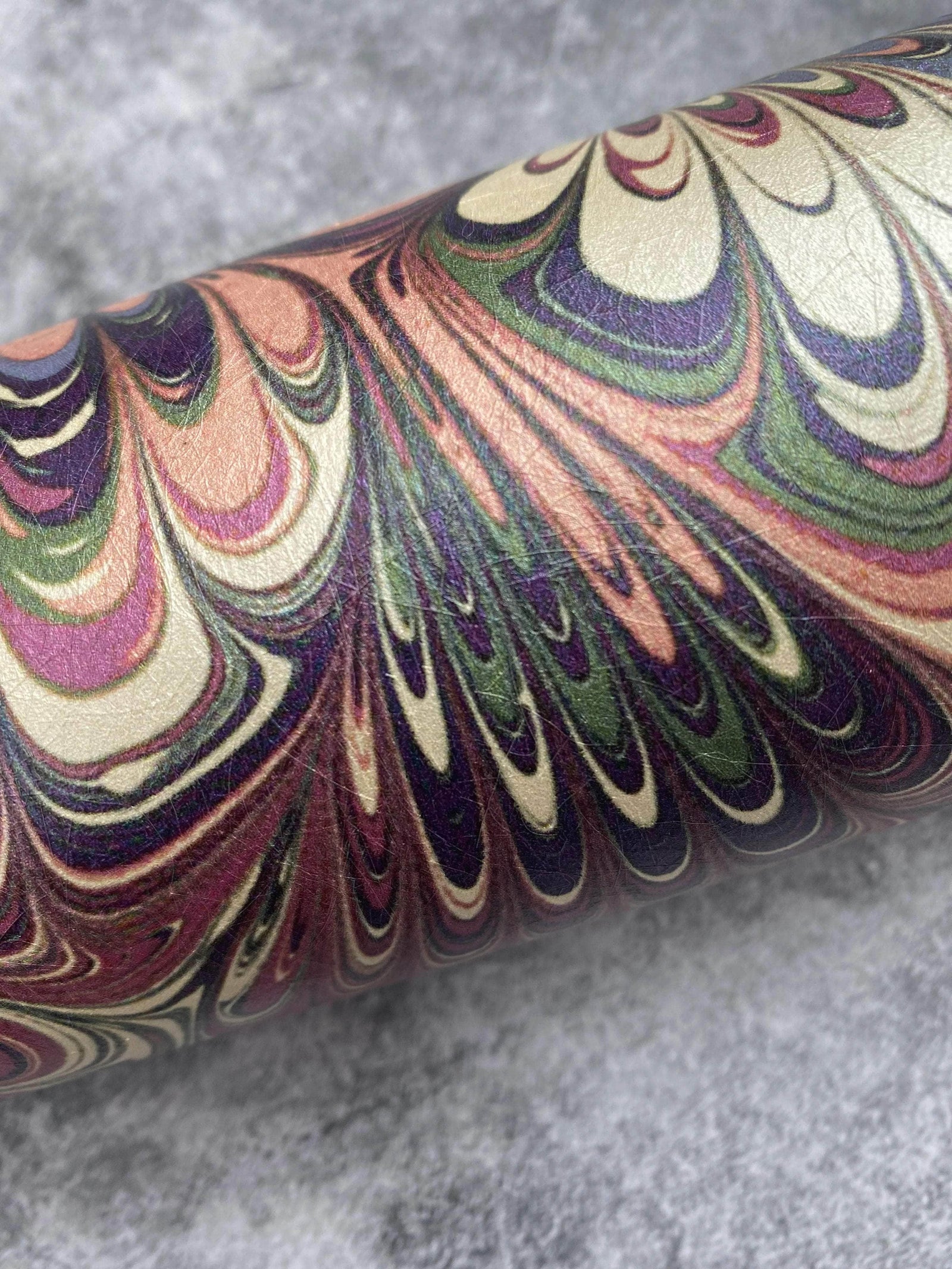 Marbled Wallpaper - 'Serpentine' Col: Summer- Mica Coated Non-Woven