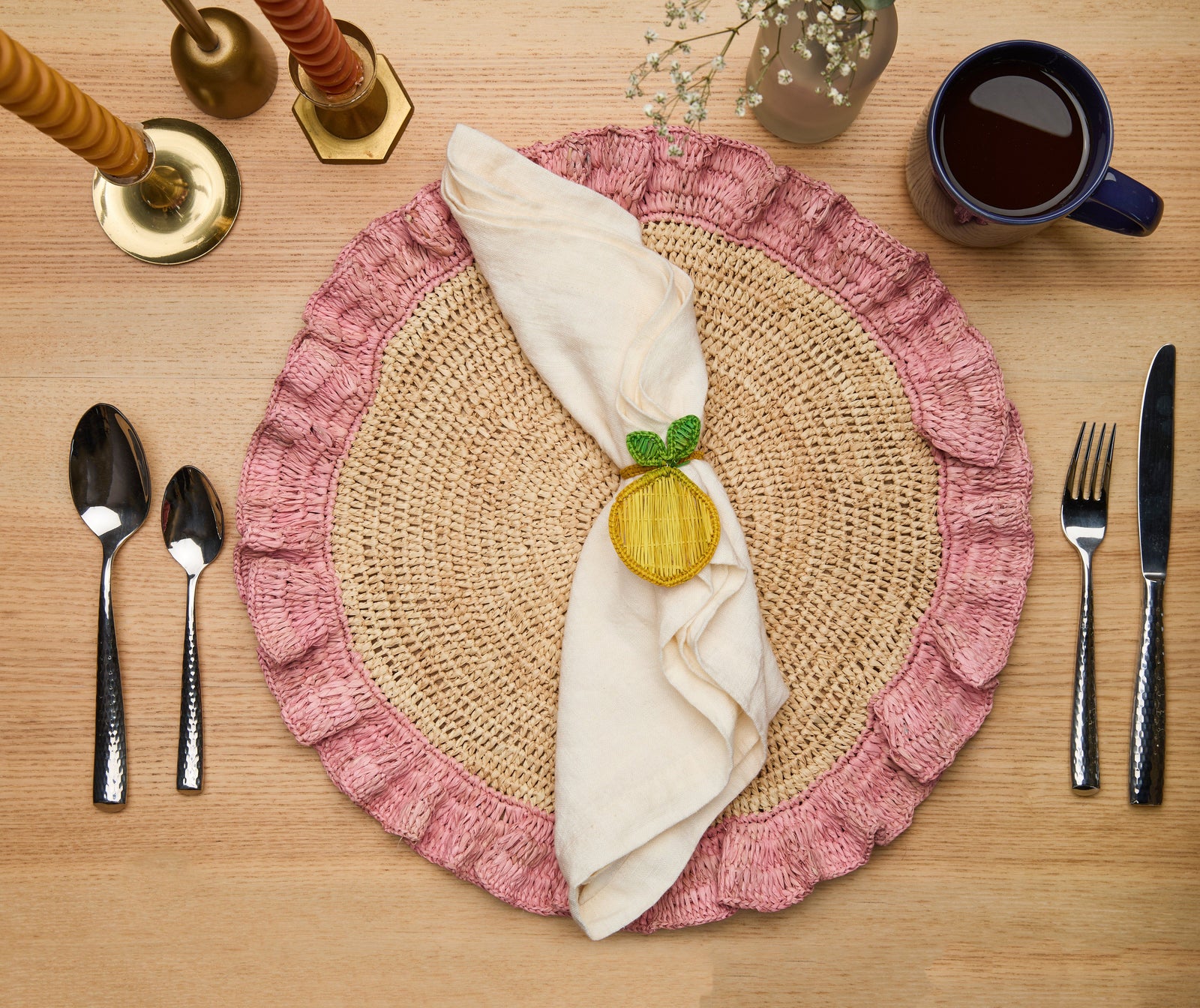 Handwoven Raffia Ruffle Placemat – Boho Chic Table Décor