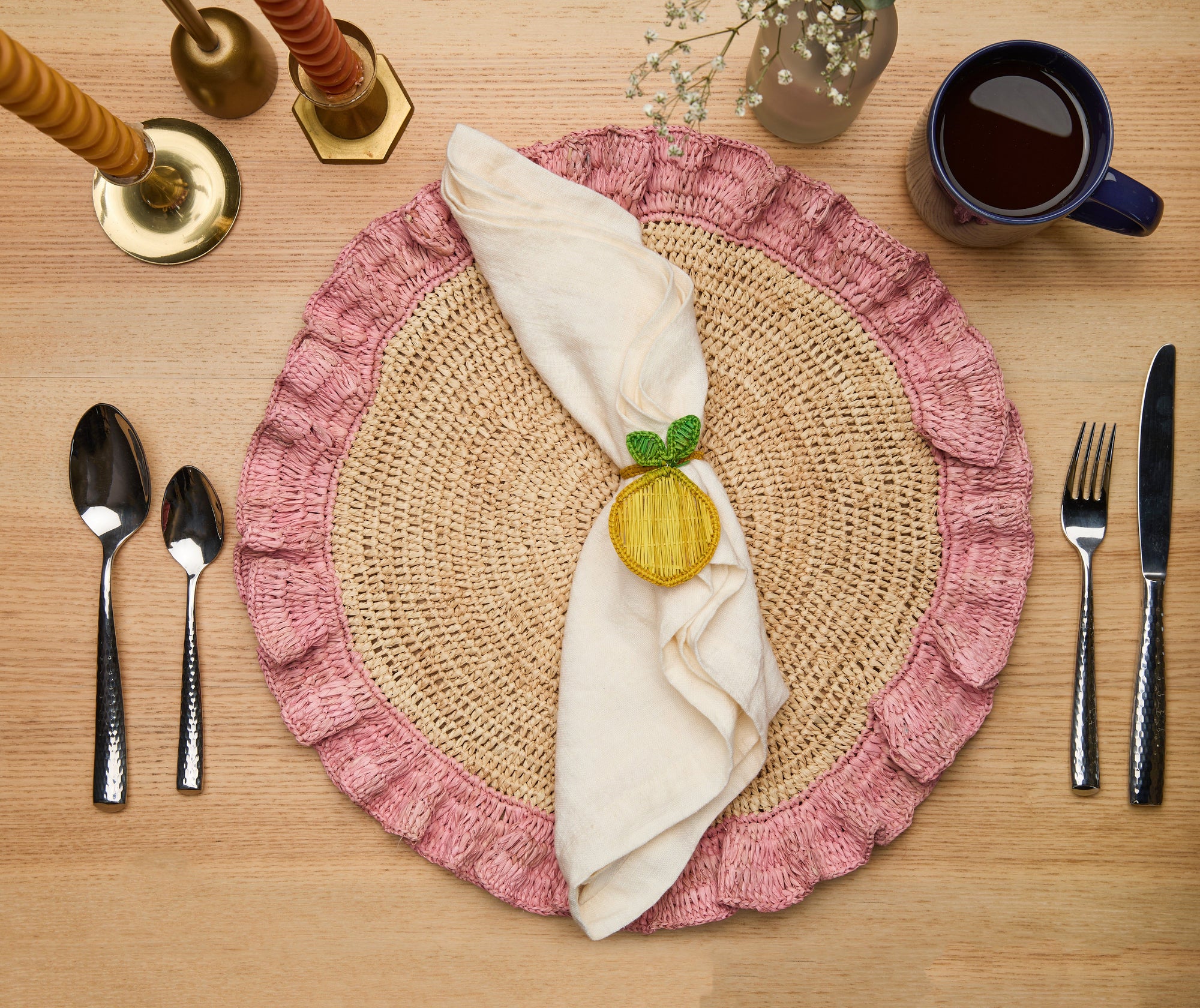 Handwoven Raffia Ruffle Placemat – Boho Chic Table Décor