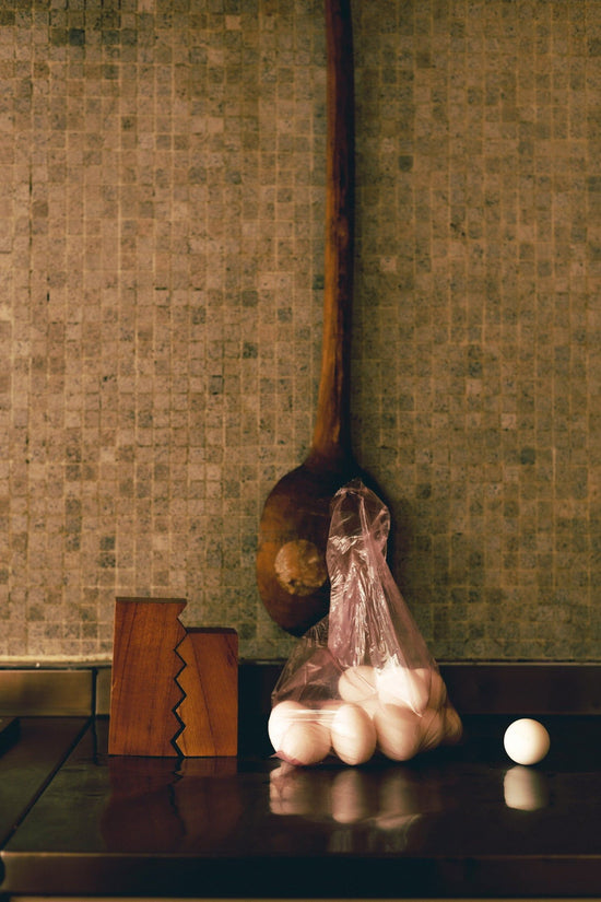 HOF Nido Salt and Pepper Shakers