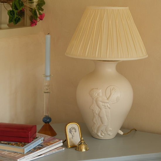 Roman Figure Ceramic Table Lamp