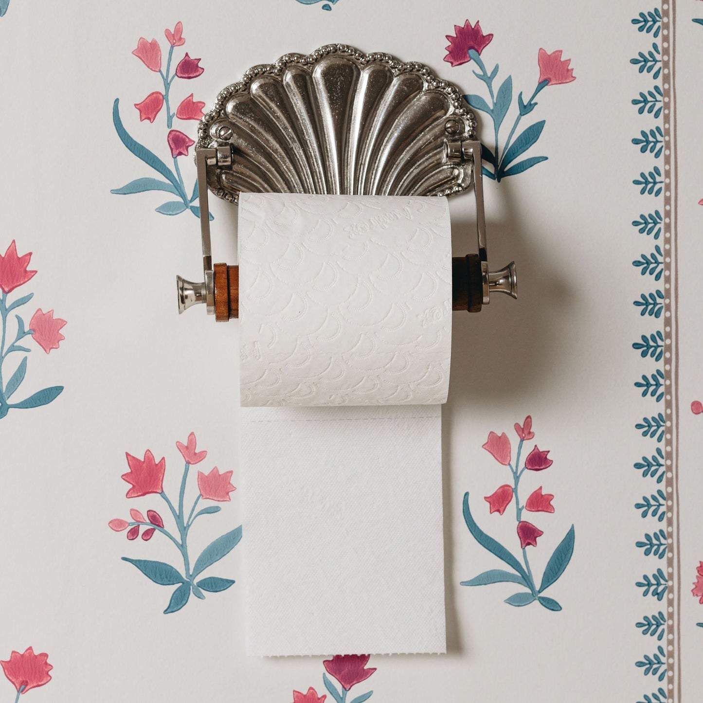 Shell Toilet Roll Holder, Aged Brass