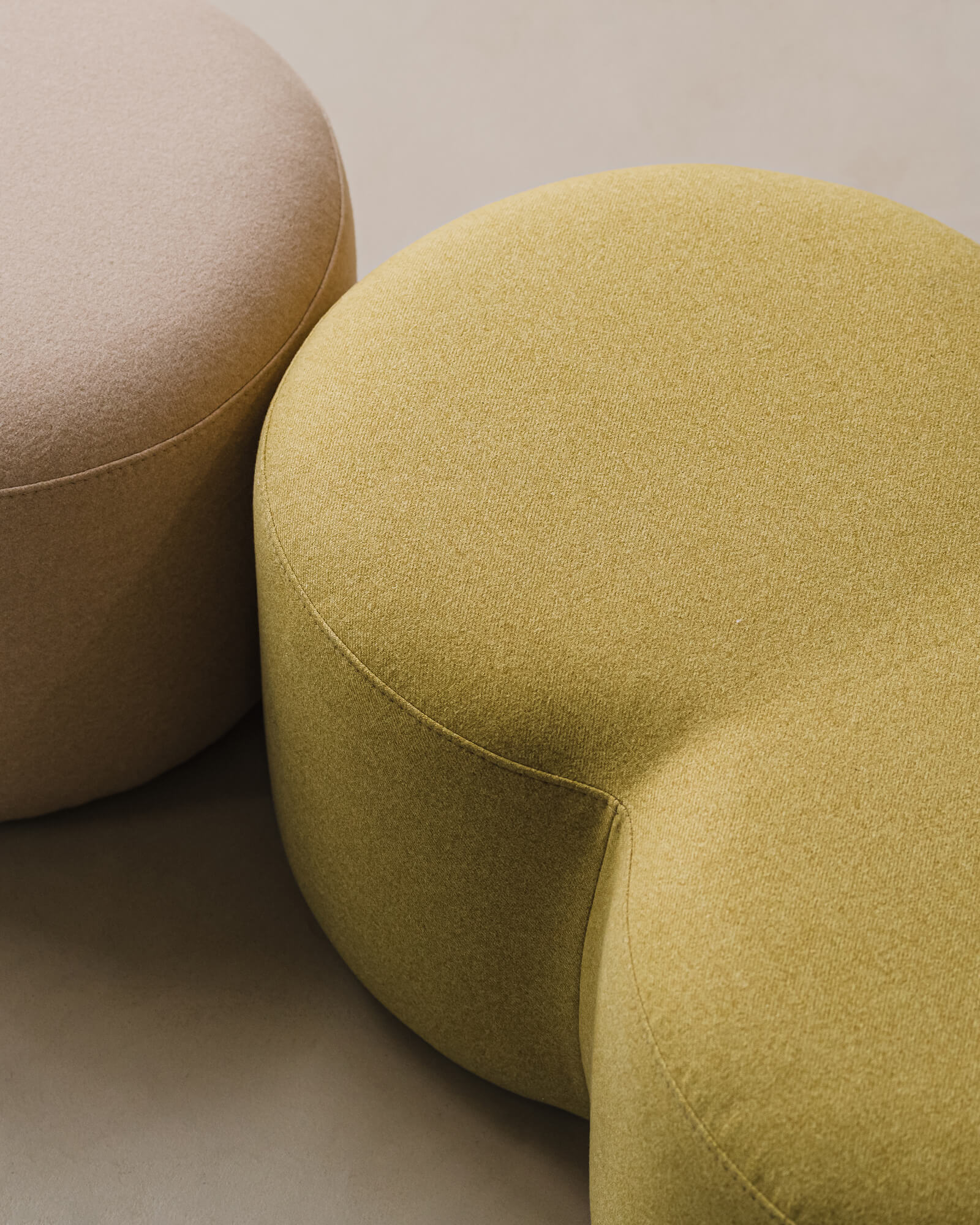 Umbo Pouf-