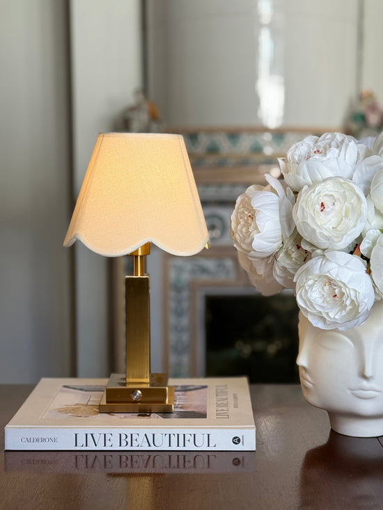 Lampshade White Scallop