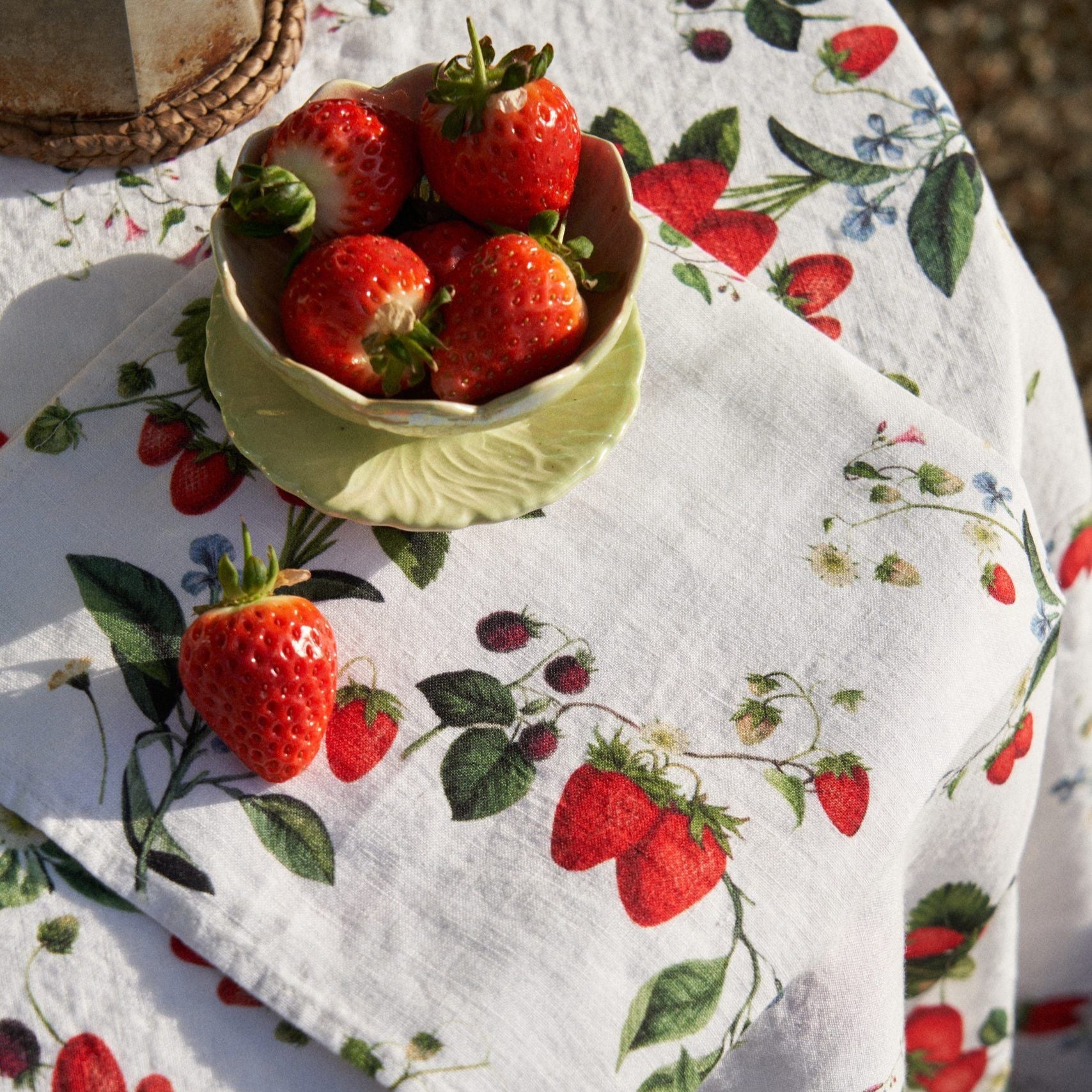Wild Strawberry Linen Tablecloth