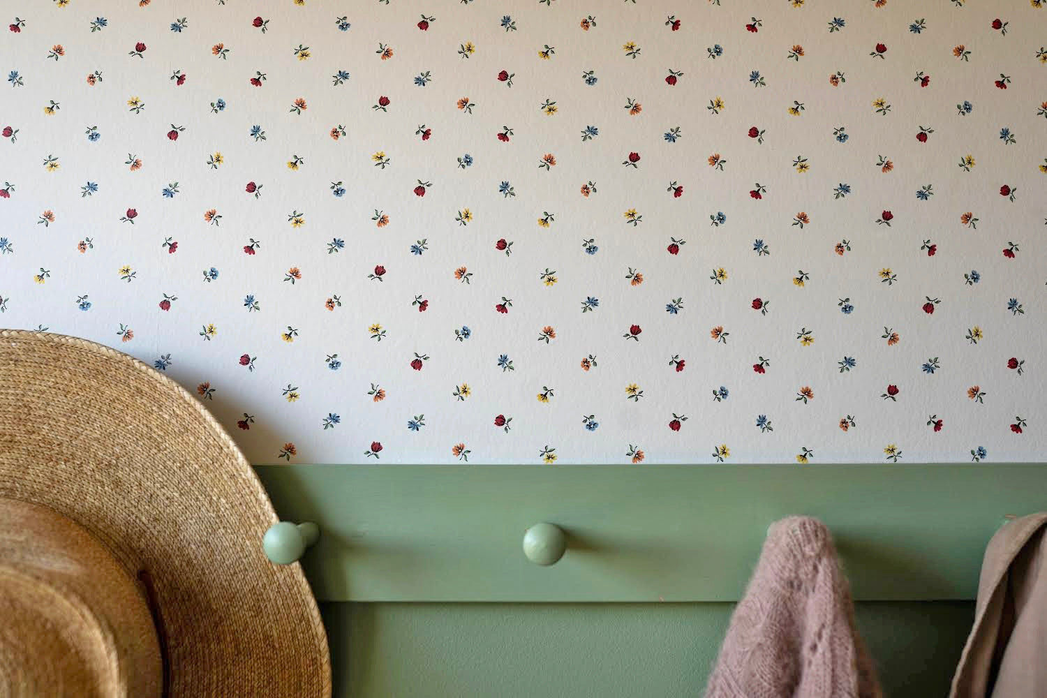 Petites Fleurs Wallpaper - Pop