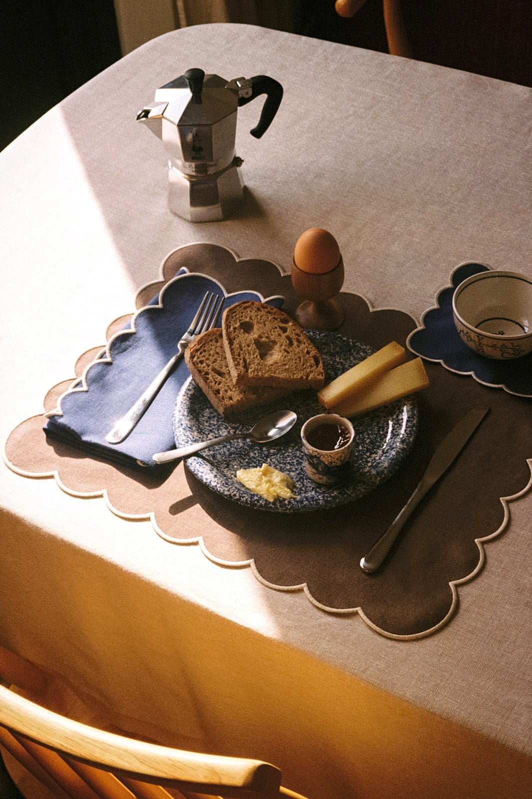 Zero-Waste Scalloped Linen Placemats Mocha - Set of 2