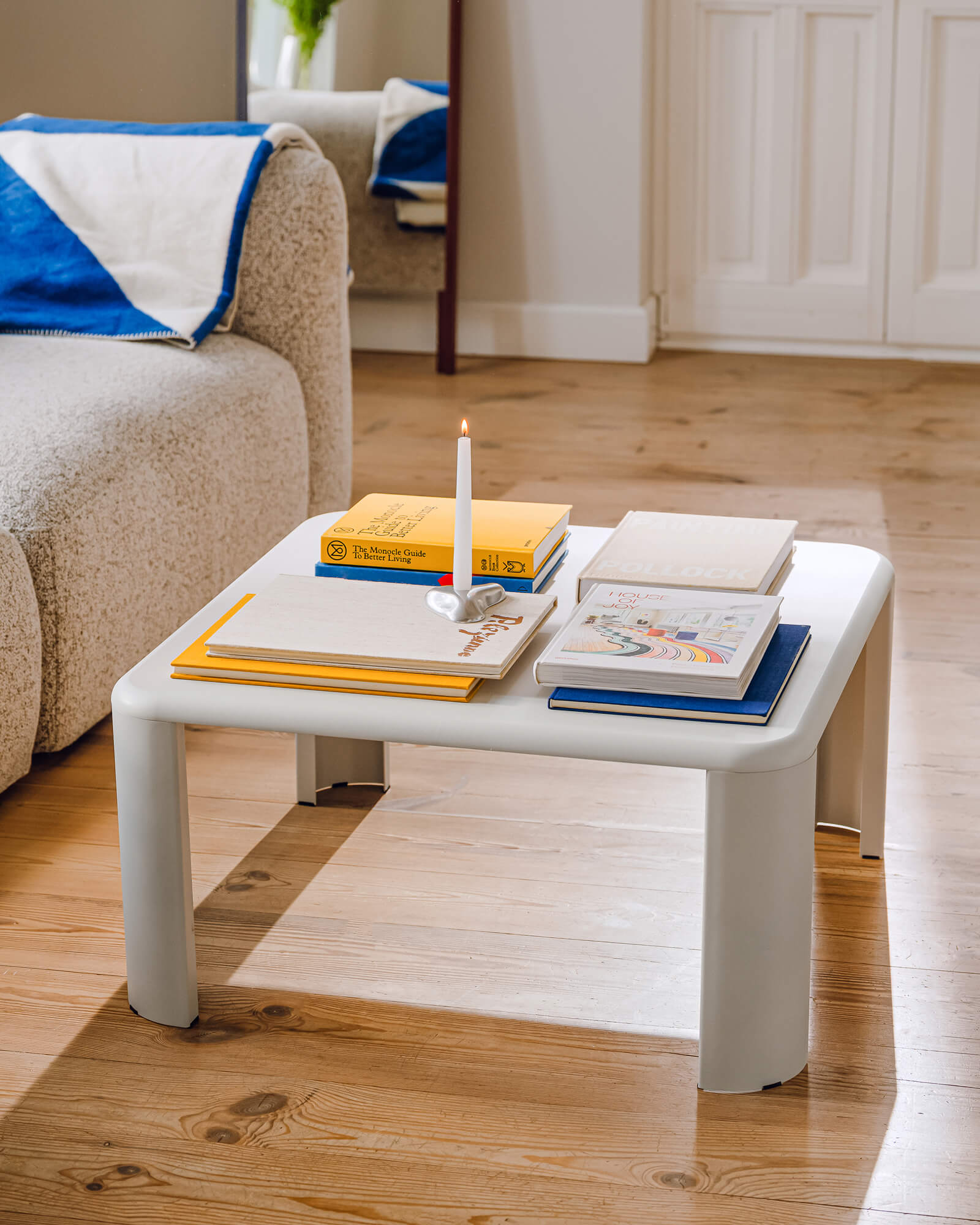 Fli Coffee Table
