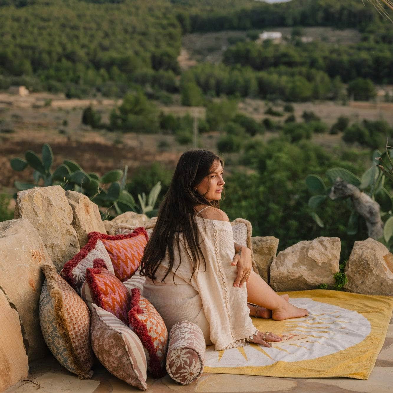 Double Sided Cushion Mako Ice & Ecru x Janis Burnt Orange