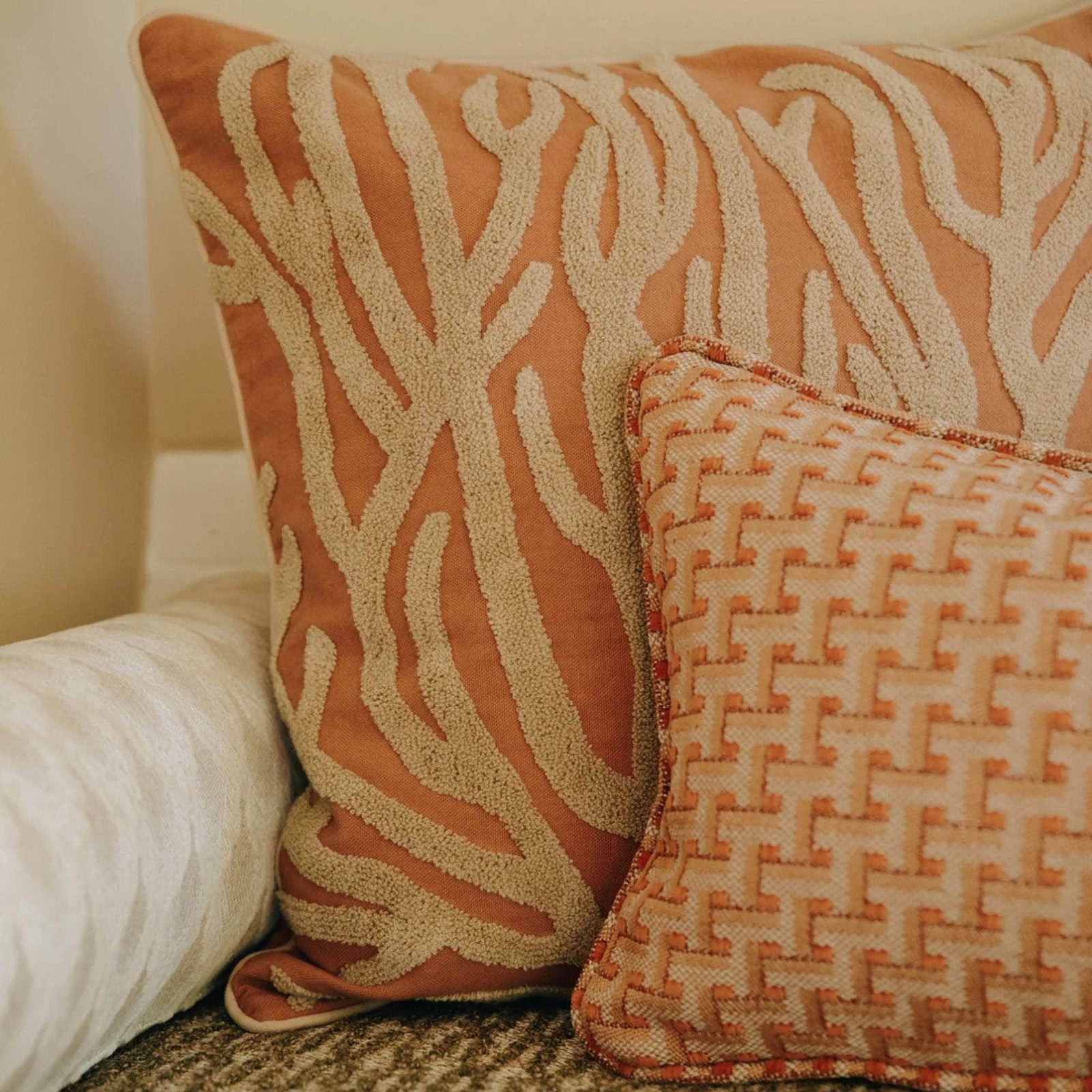 Cushion Lauren Caramel & Sand