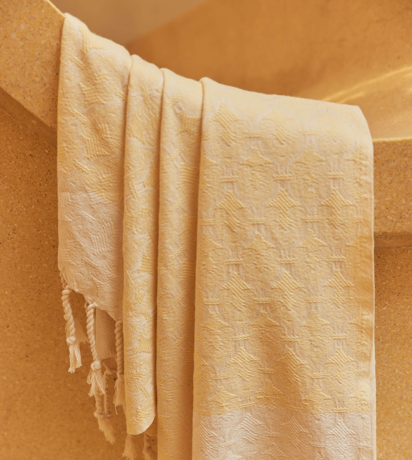 Mute Eloquence Pure Cotton Bath Towel (Peshtemal) In Pale Yellow