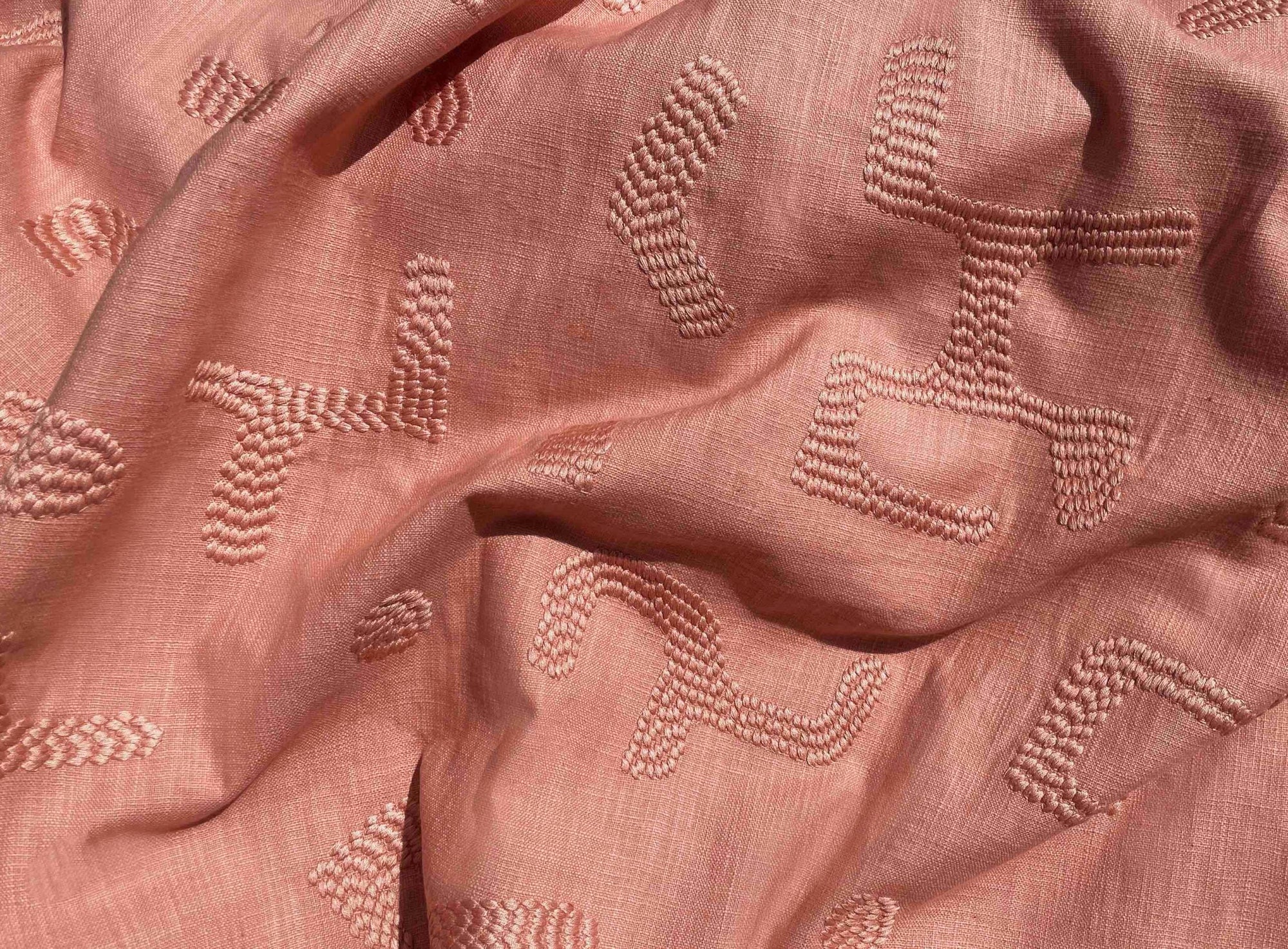 Elio Armchair, Raphia, Clay