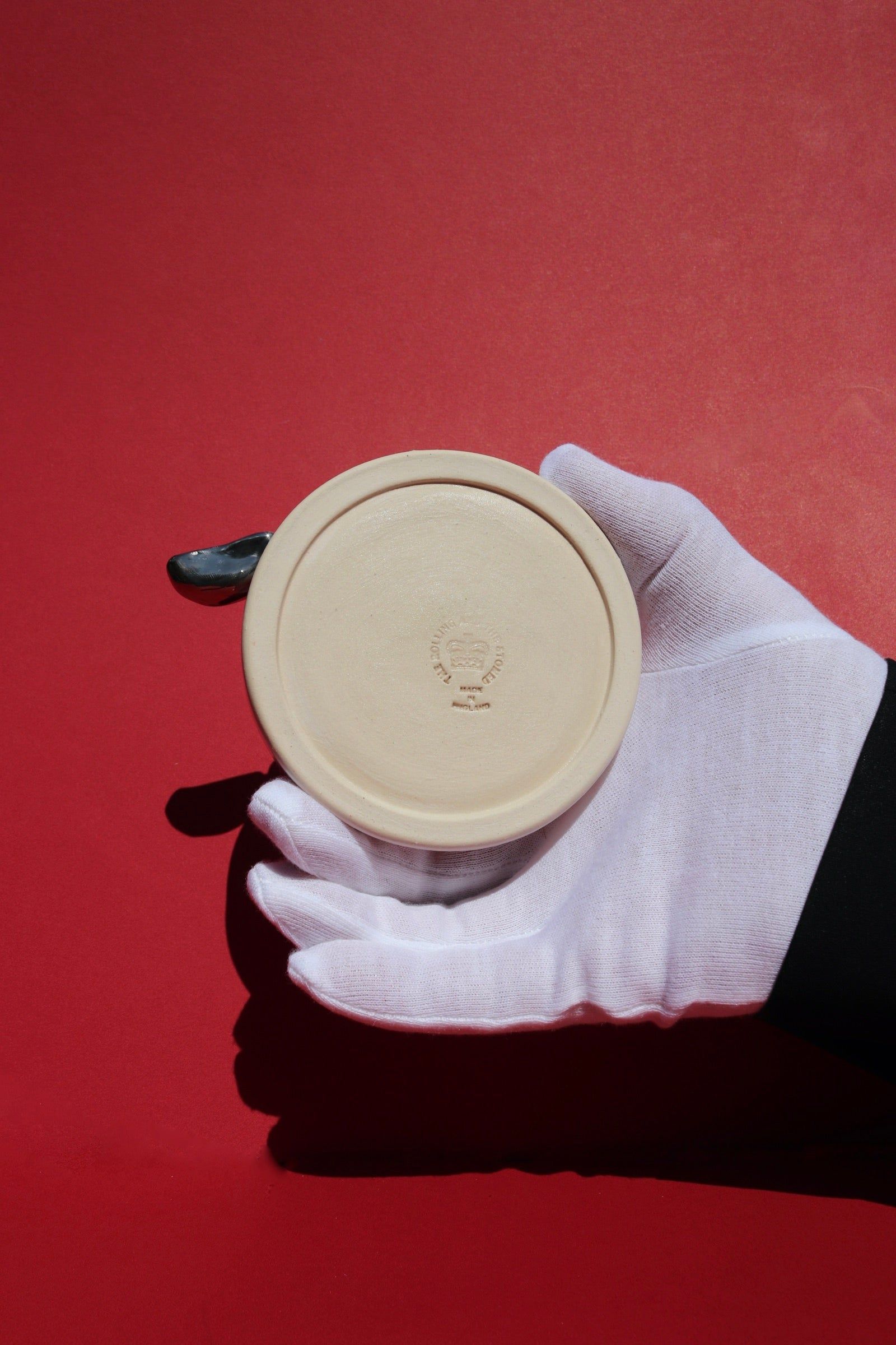 Flip or Strike Ashtray