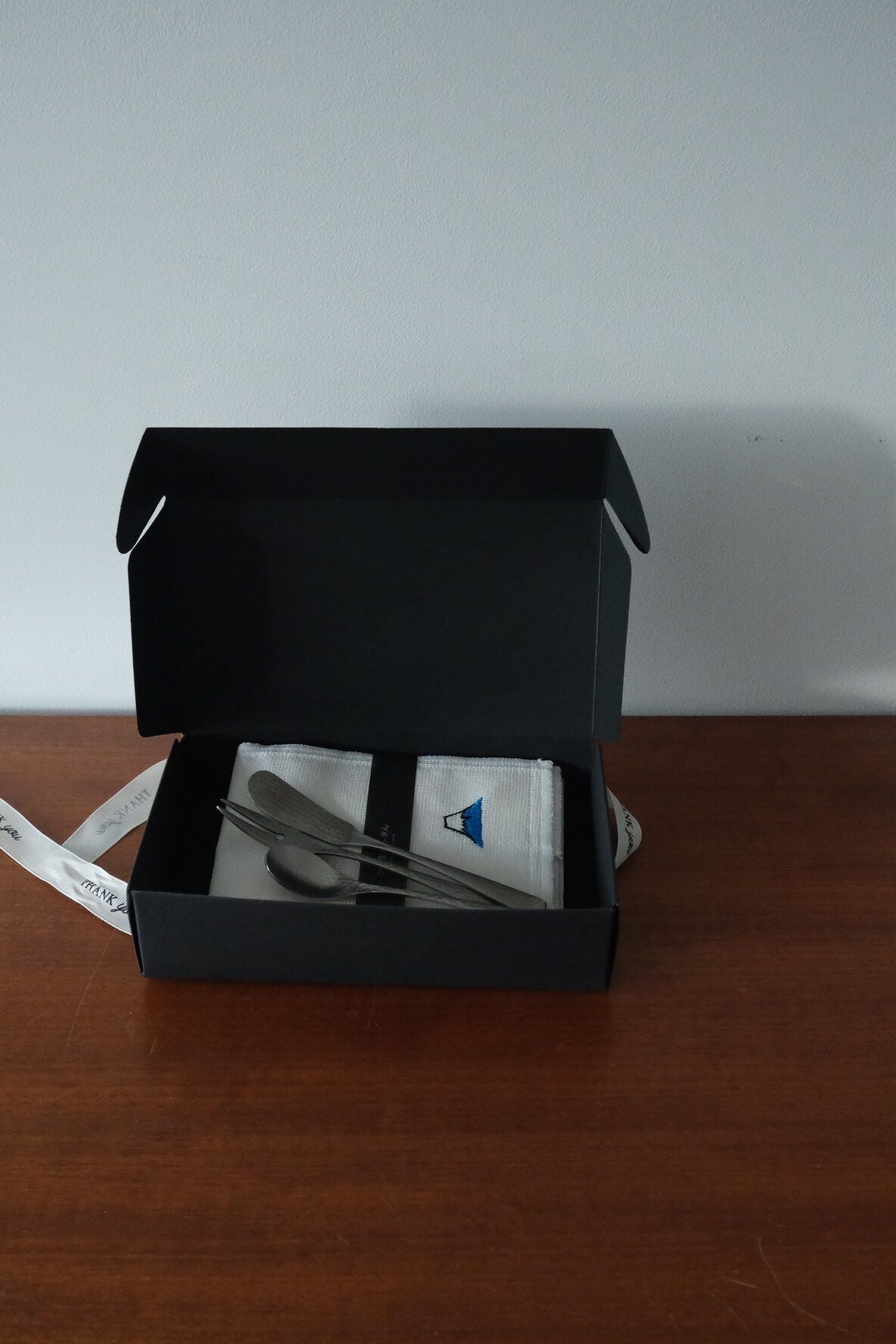 Fuji Embroidery Cloth with/without NAGORI Cutlery Gift set (3-Pieces)