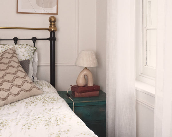 'Opposée' Table Lamp - Satin Cream