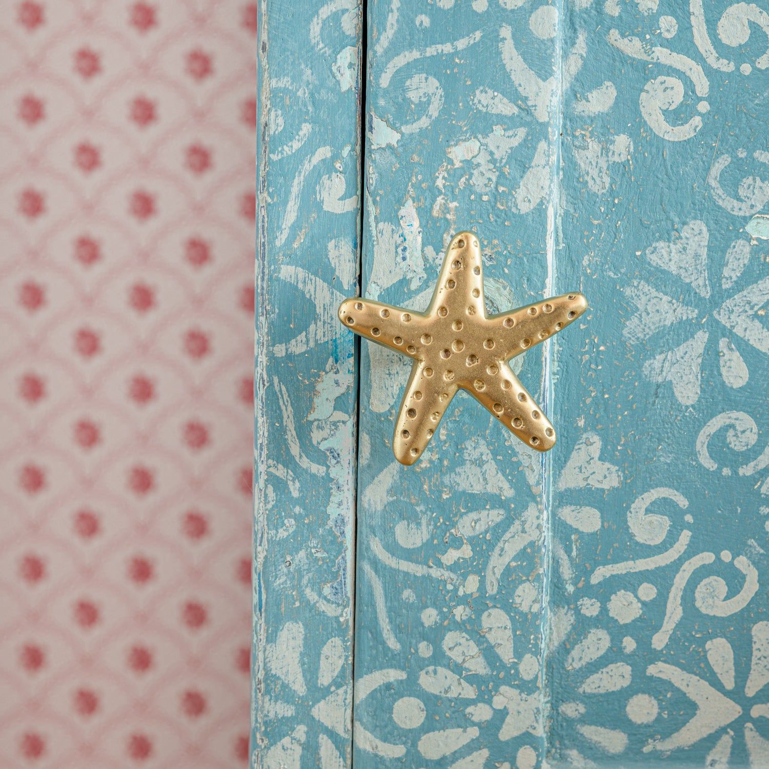 Starfish Knob, Lacquered Brass
