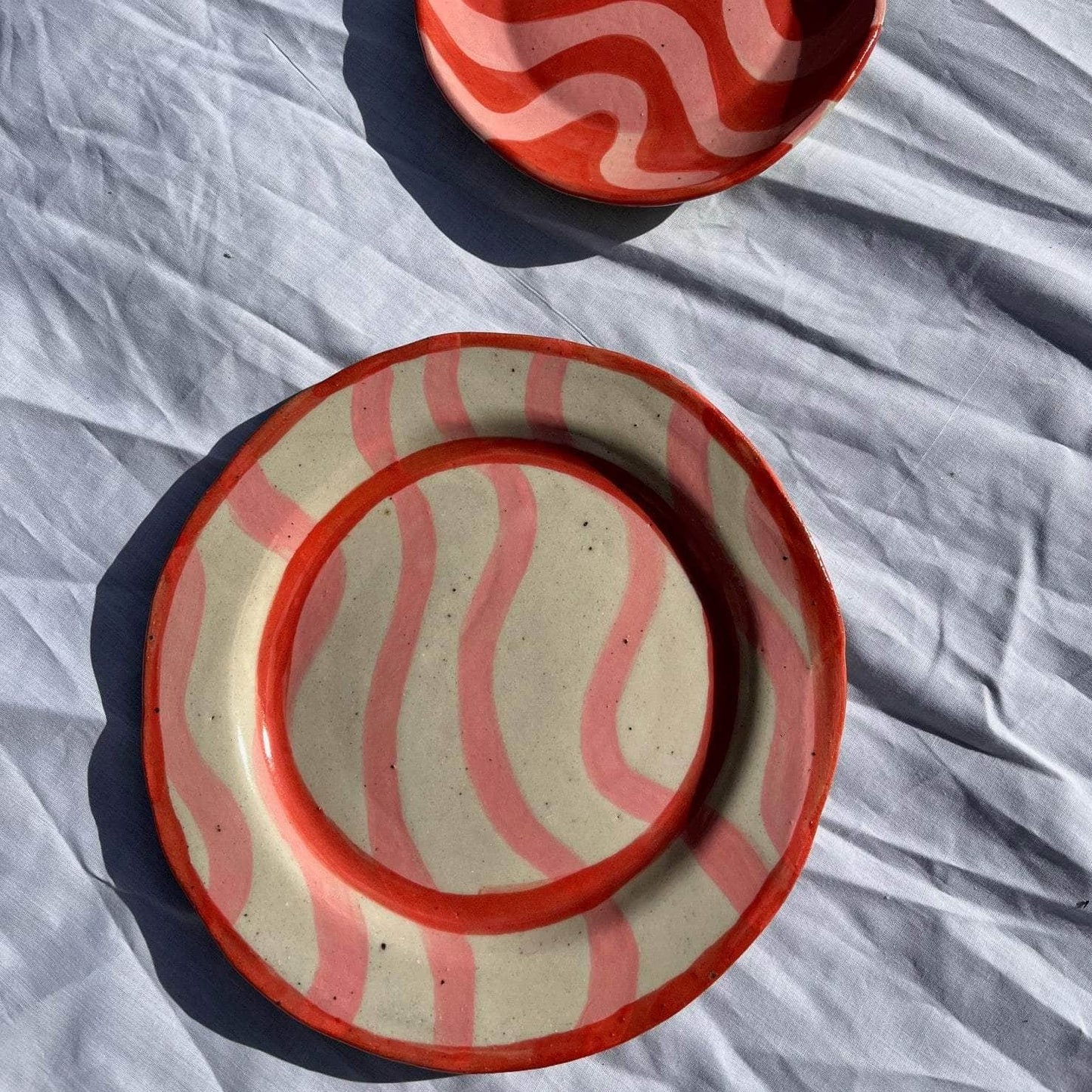 Squiggle Dinner Plate - Pink and Red 23cm