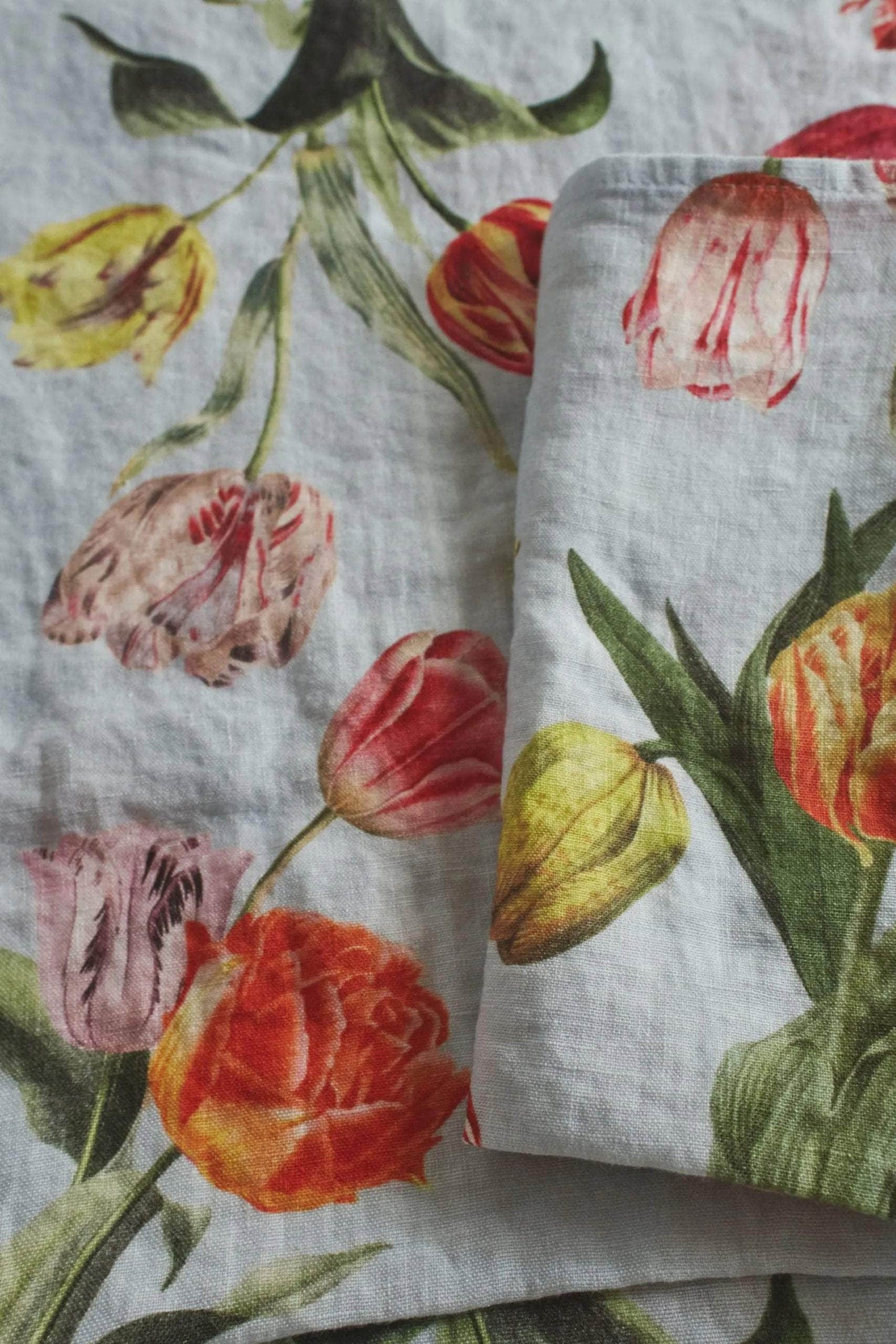 The Tulips Linen Tablecloth - Blue