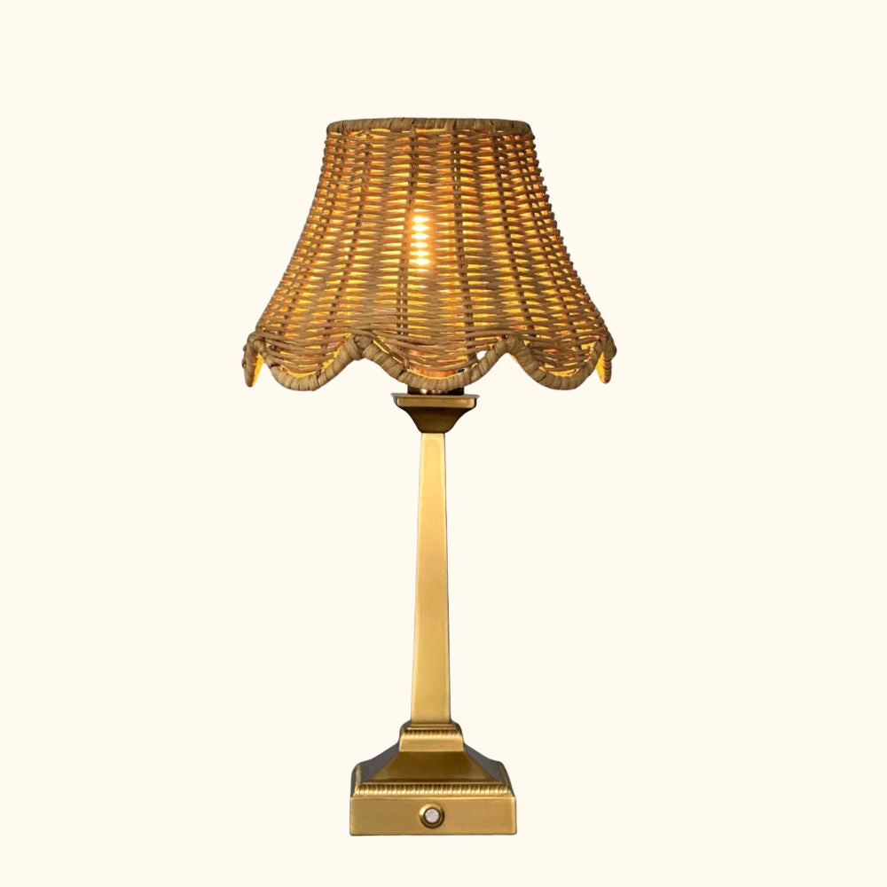Charlie Lamp Rattan Scallop