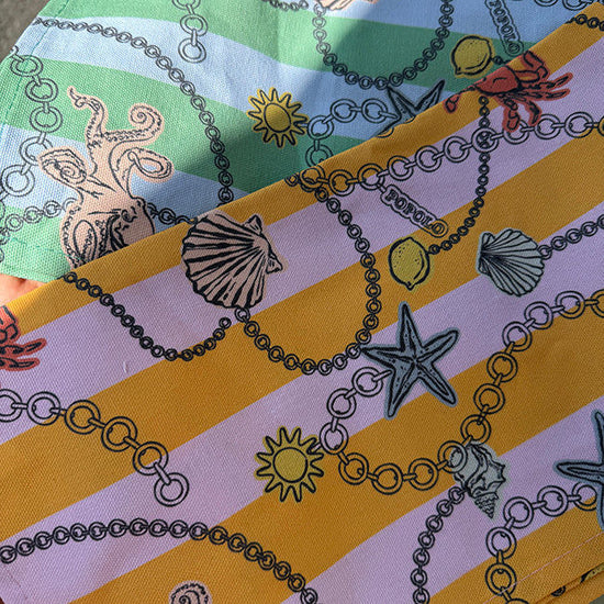 Set of 2 Mare Tea Towels