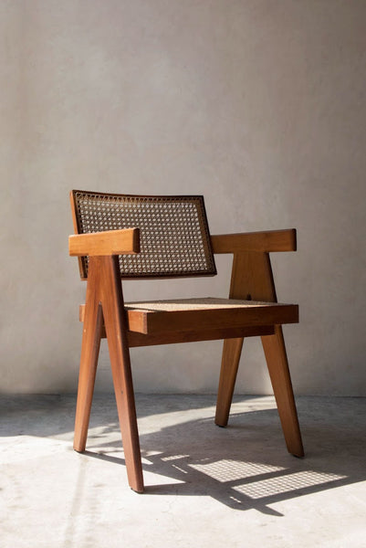 Piltra Chair