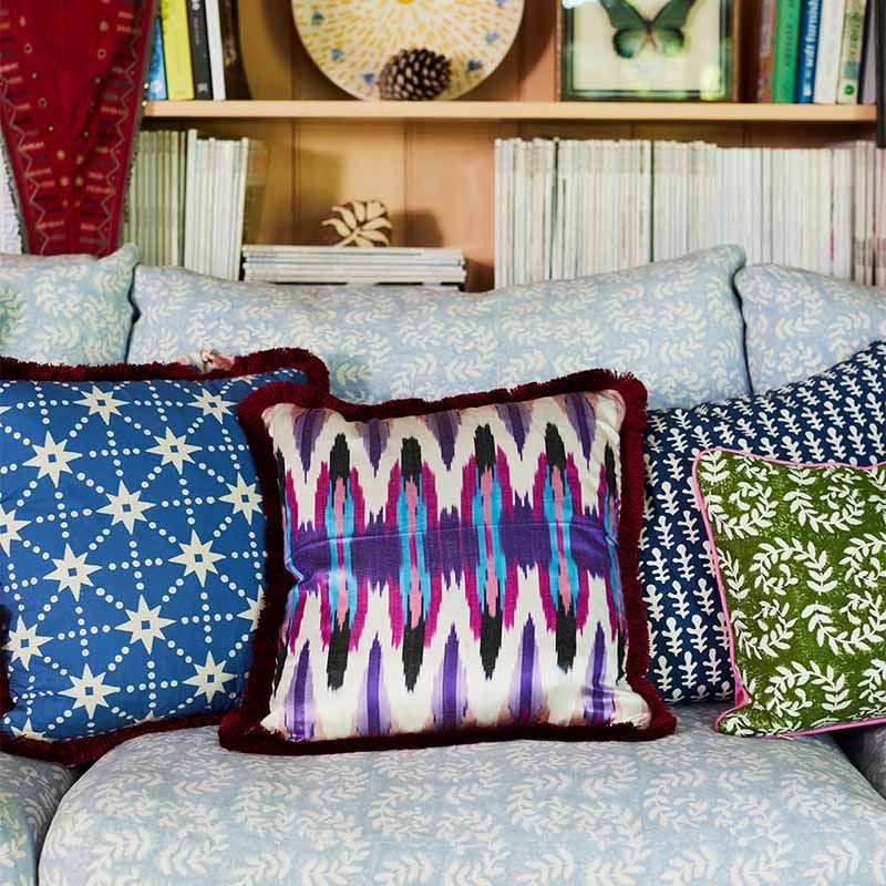 Cushion Brushed Fringe Stars in Blue