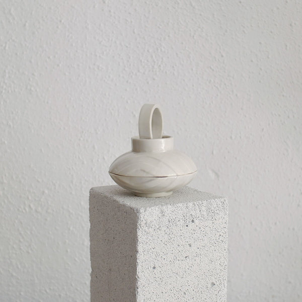 Takara - Porcelain Small Treasure Box
