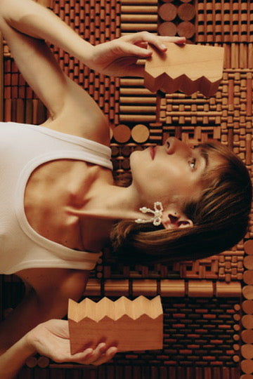 HOF Nido Salt and Pepper Shakers