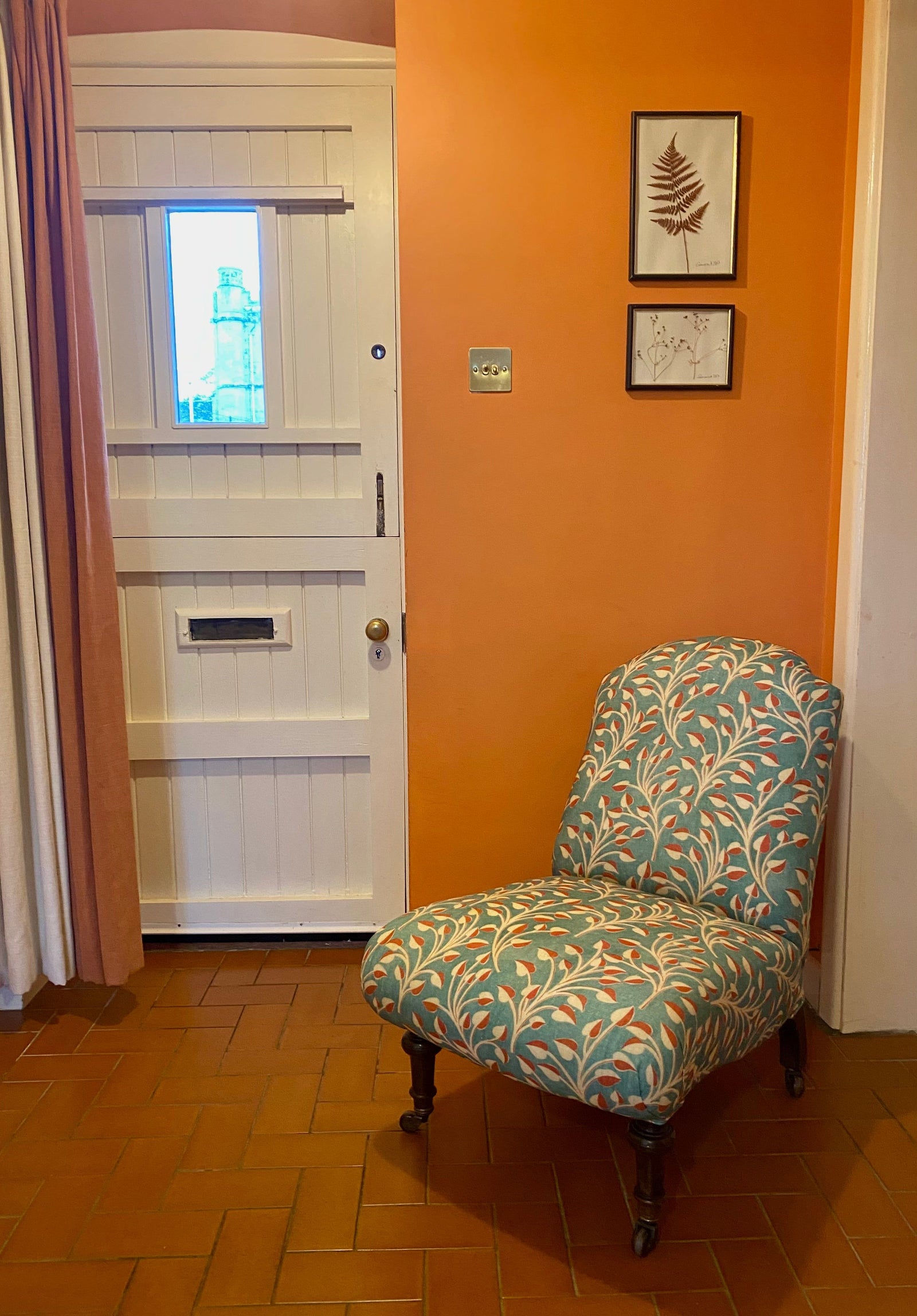 GUY – Antique Slipper Chair in Robert Kime Fabric