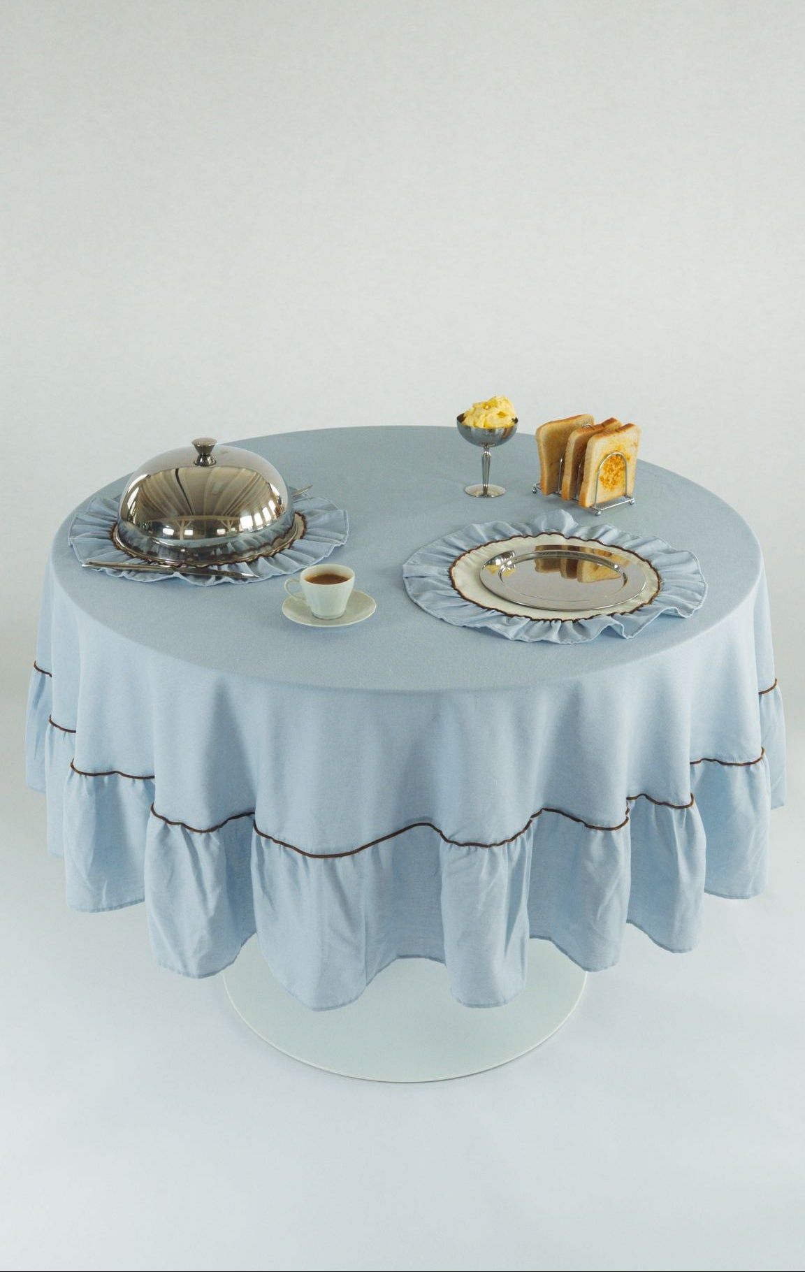Round Ruffle Placemats Set (2), Blue