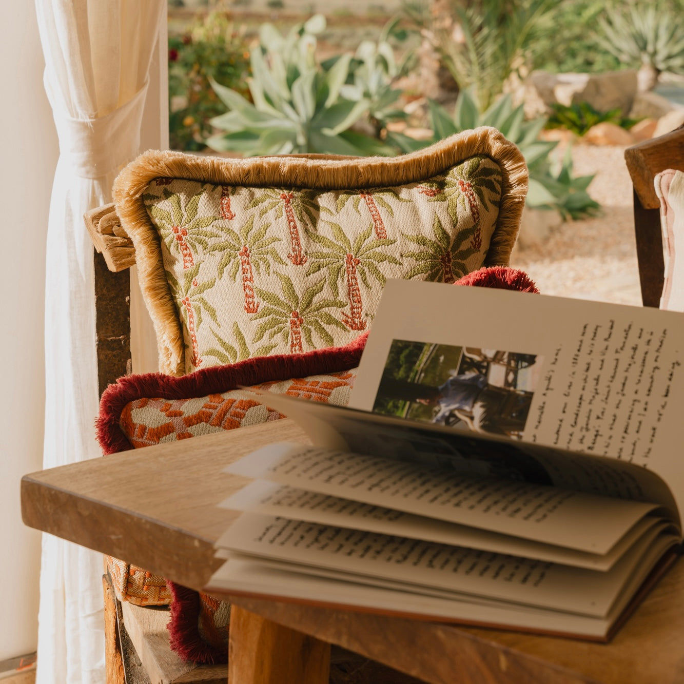 Double sided cushion Laura Olive & Spice x Jackie Olive & Ecru