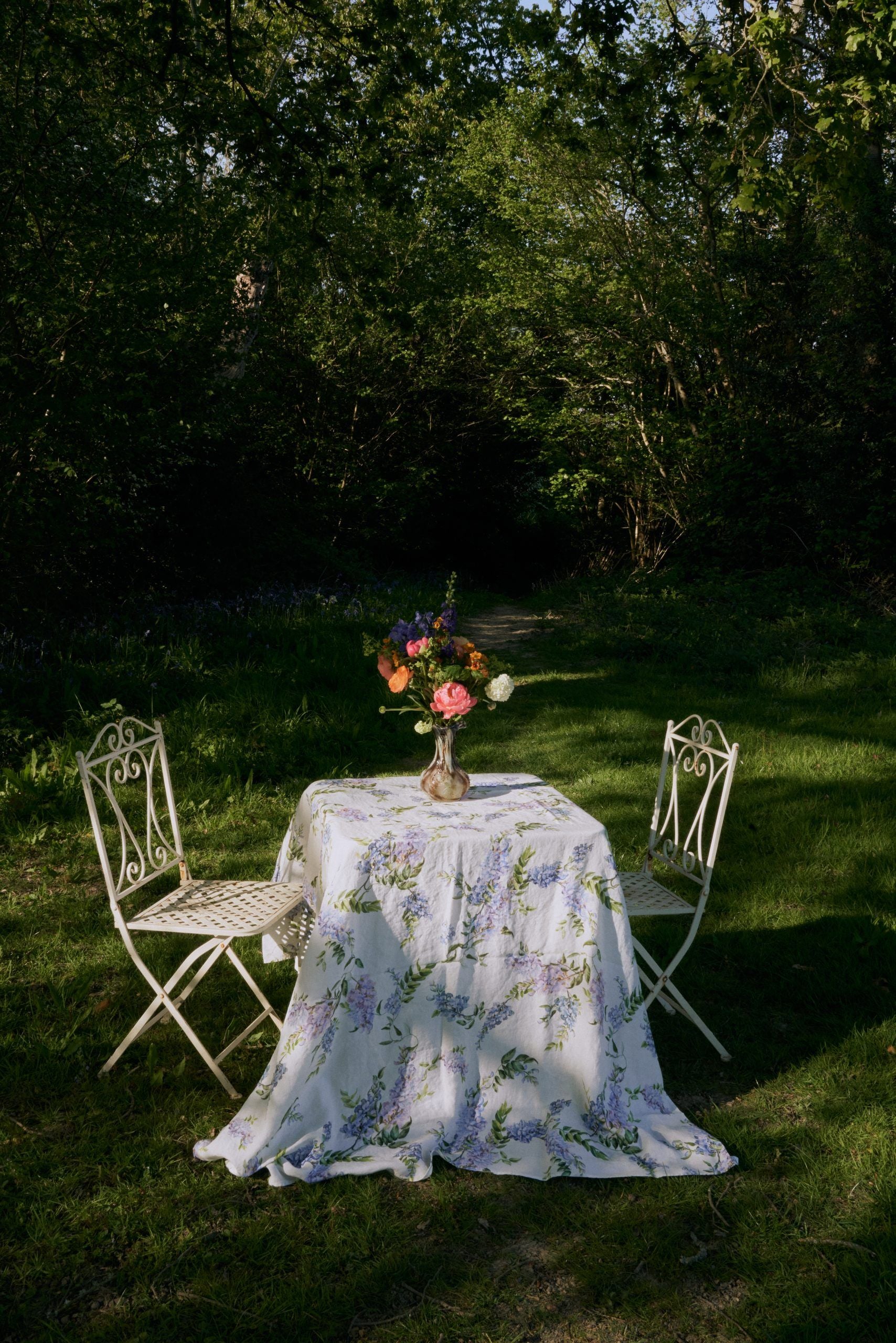 Wisteria Linen Tablecloth