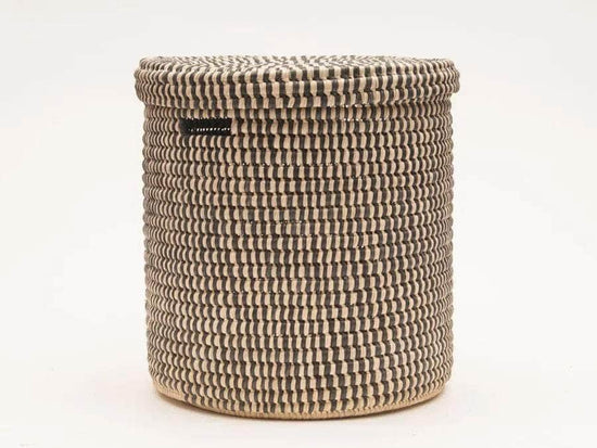 YULE : Grey Slate Check Lidded Laundry Basket
