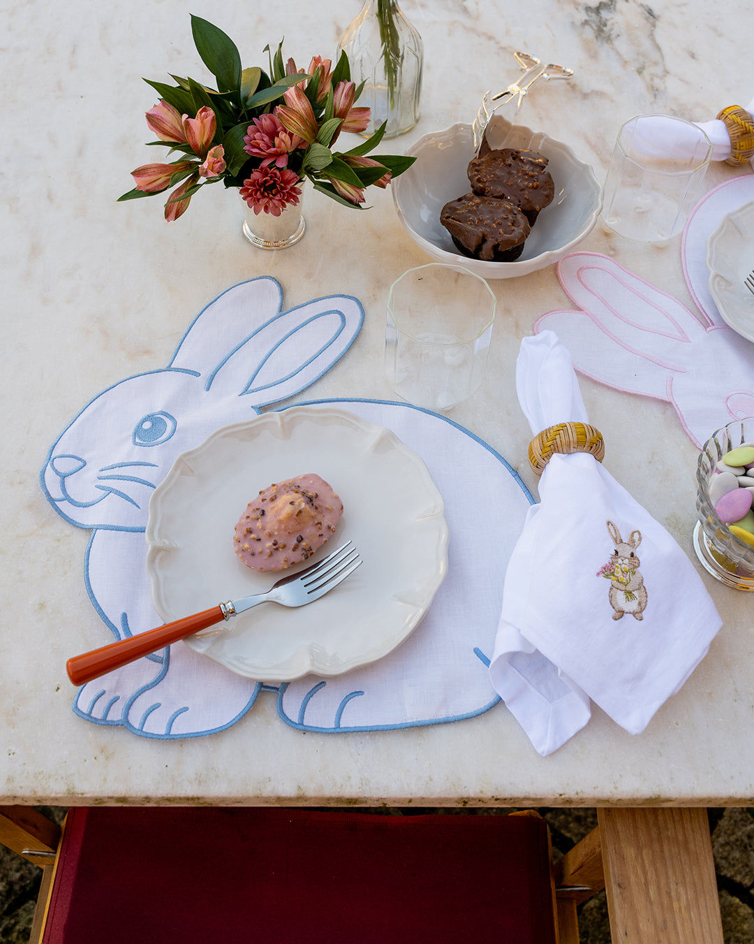 Rabbit Placemat in Blue, Anti-Stain