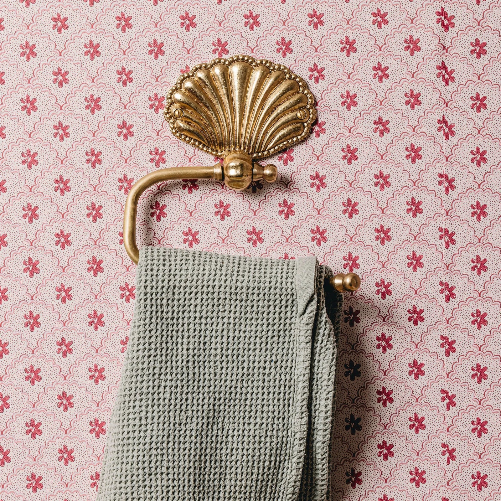 Cara Brass Toilet Roll Holder