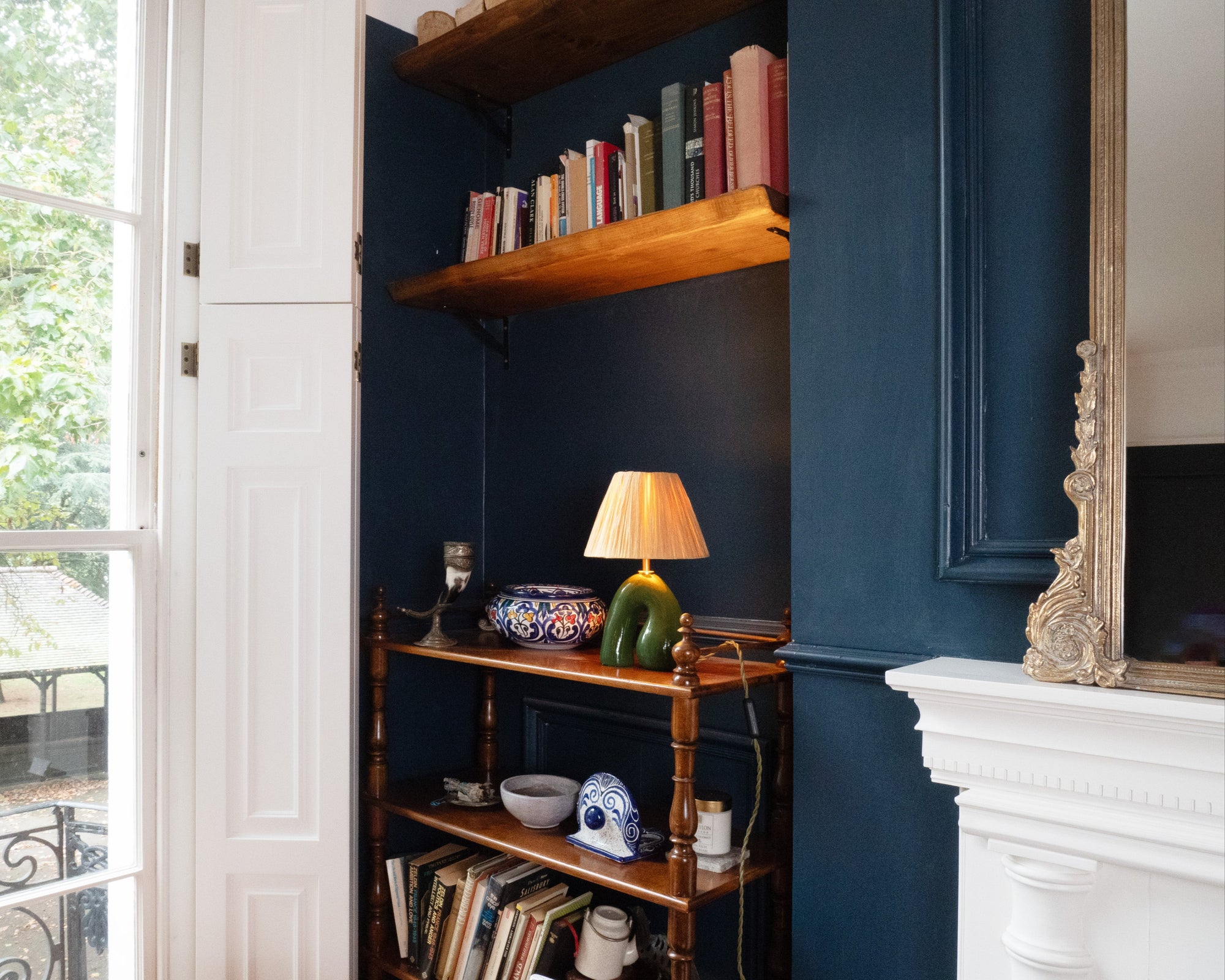 'Opposée' Table Lamp - Glossy Green