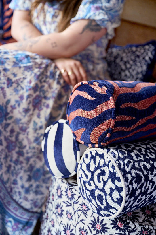 Bolster Maya Navy