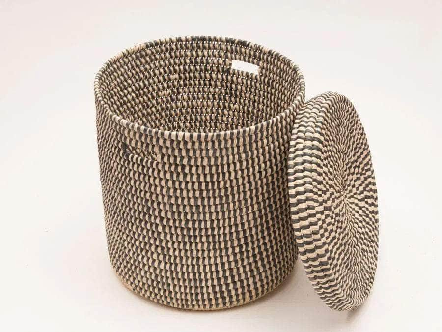 YULE : Grey Slate Check Lidded Laundry Basket