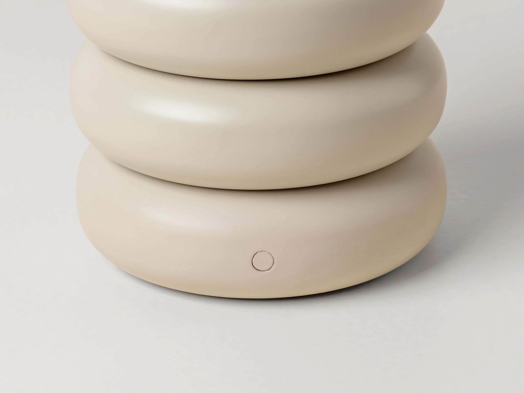 Sand cordless table lamp