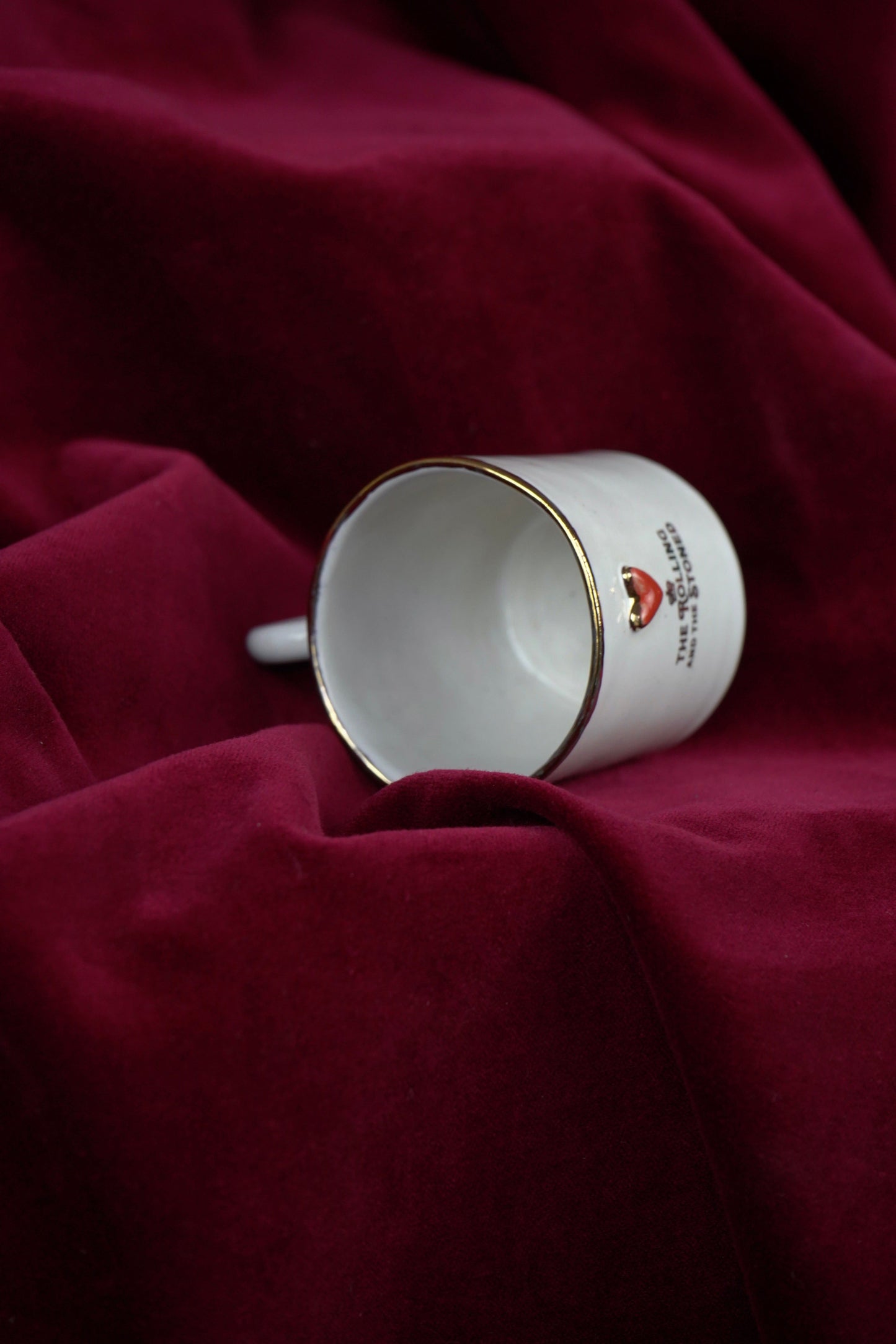 Lover's Heart Espresso Rim of Gold